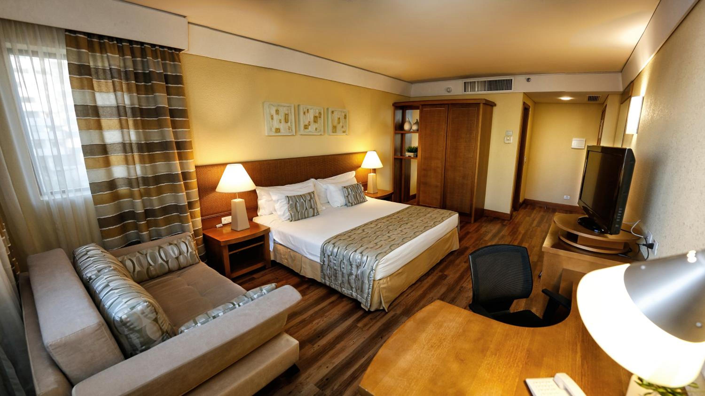 Premier Room - Photo 1