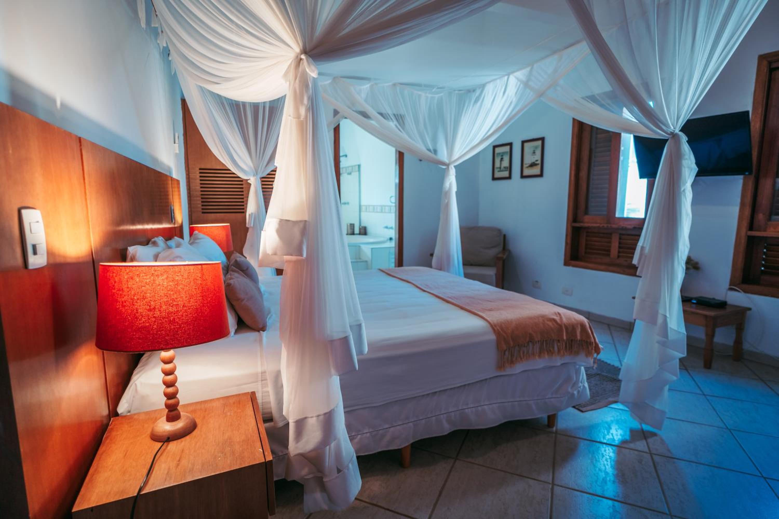 Deluxe Suite with Spa Bath - Photo 1
