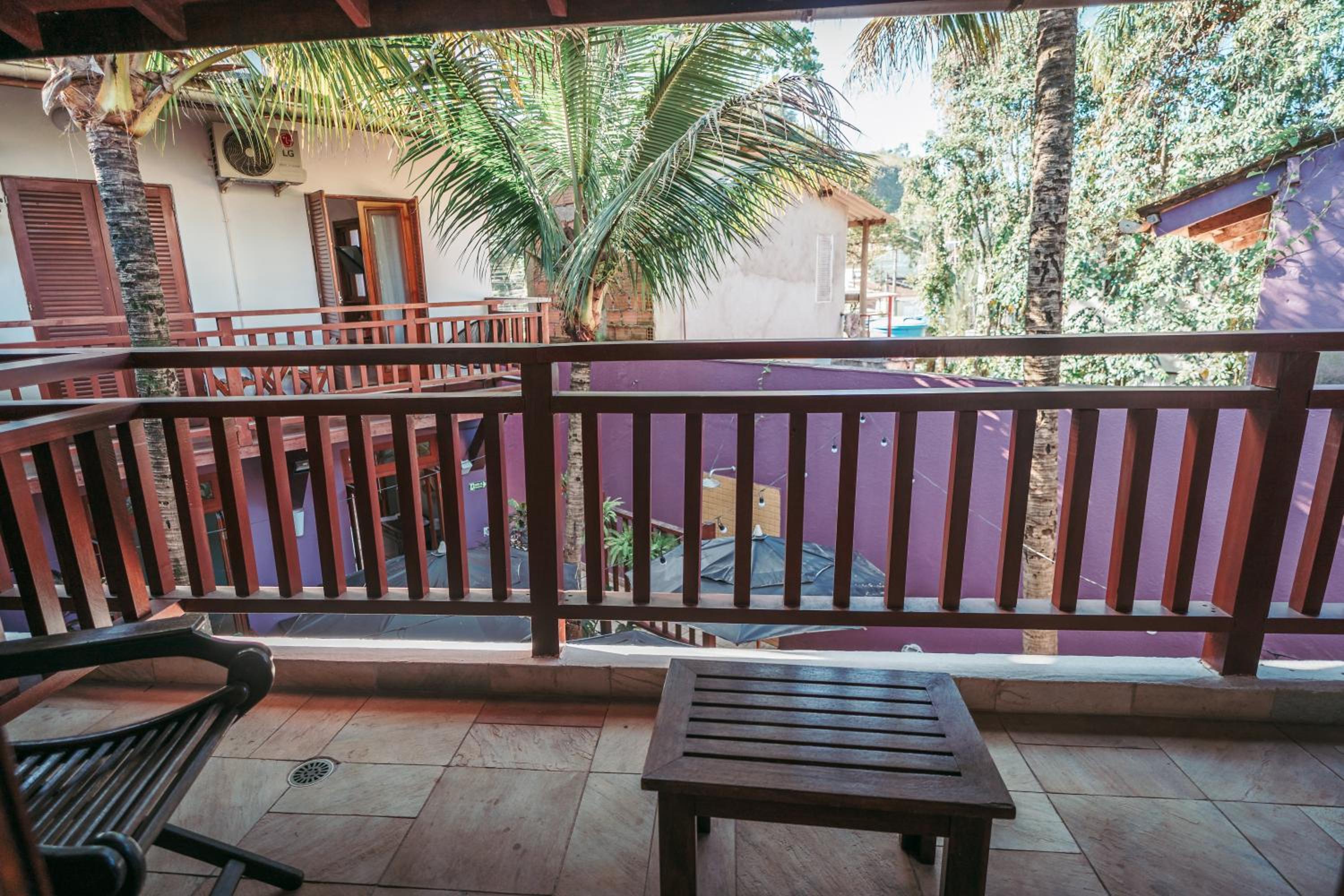 Suite with Balcony - Photo 3