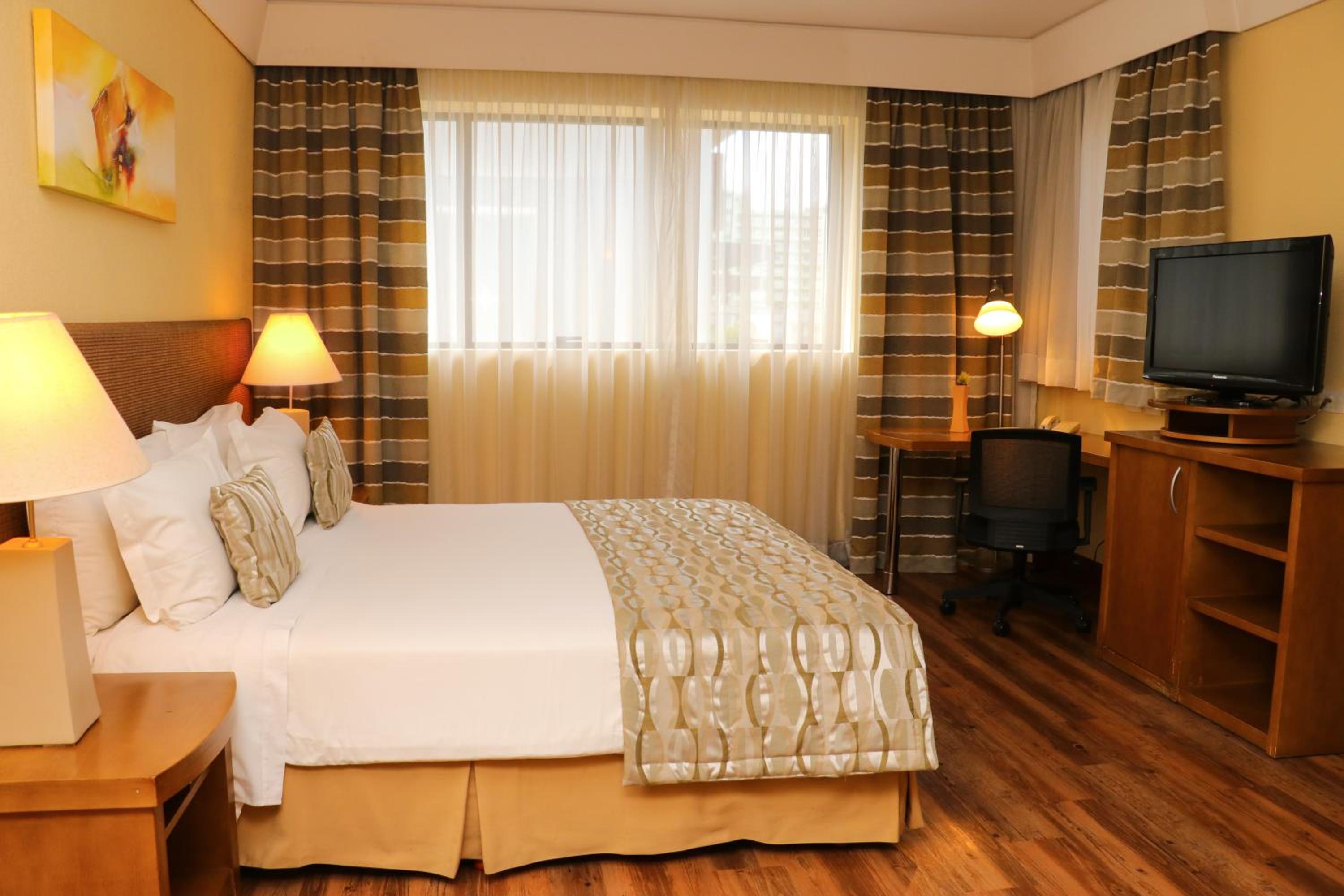Premier Room - Photo 4