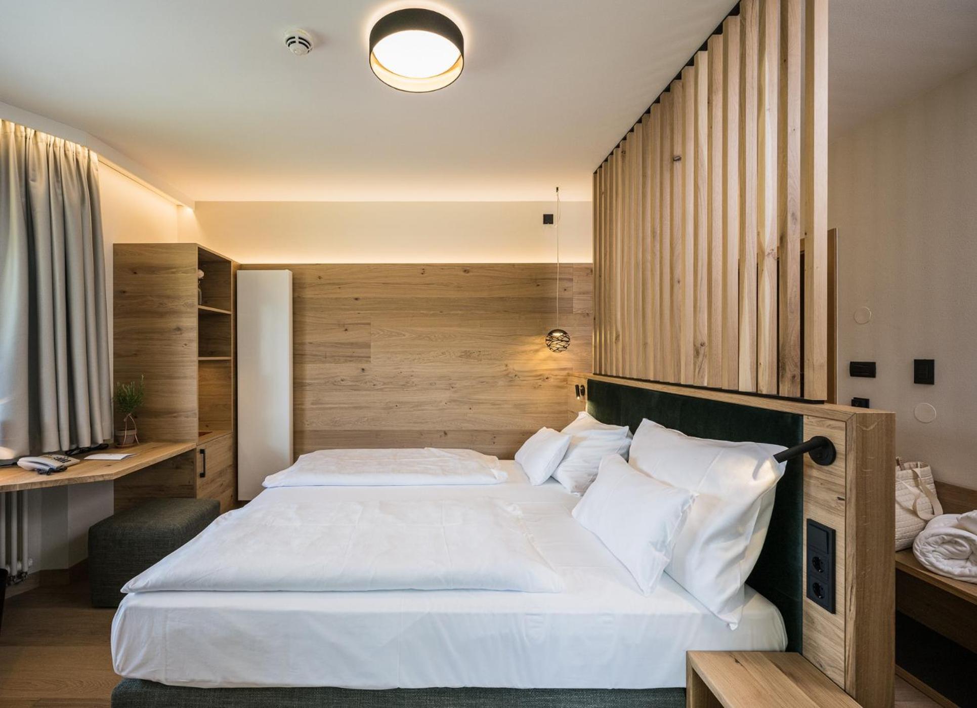 Superior King Room photo 1