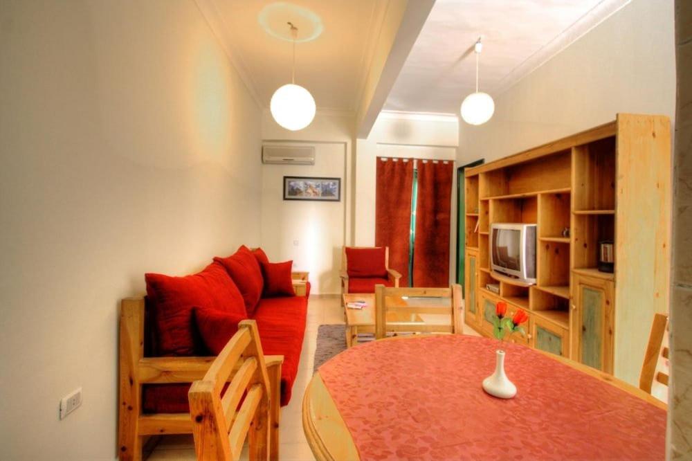 Junior Suite with Balcony - Photo 1