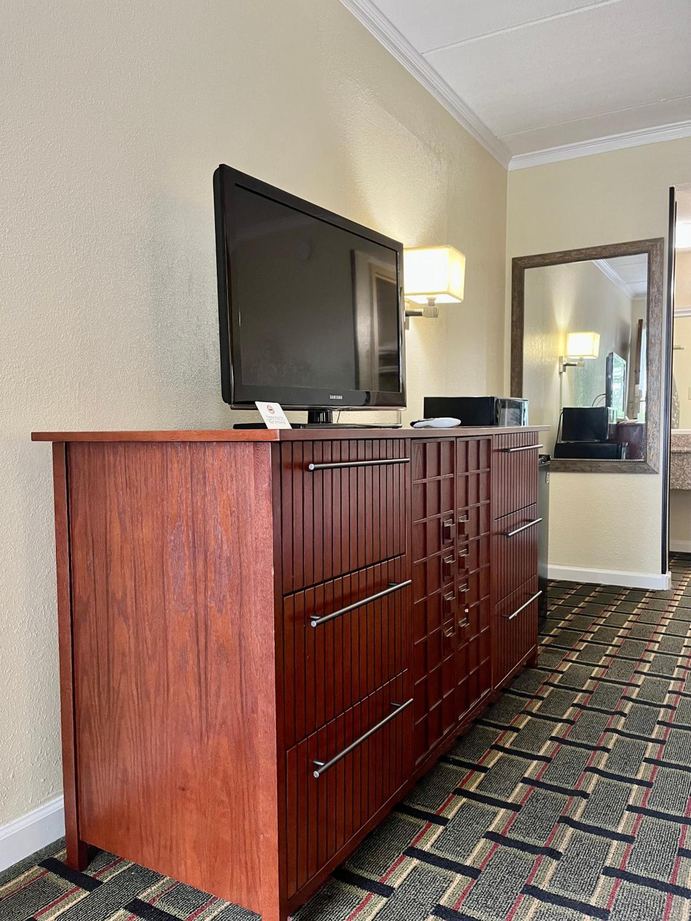 Standard Double Room - Photo 6