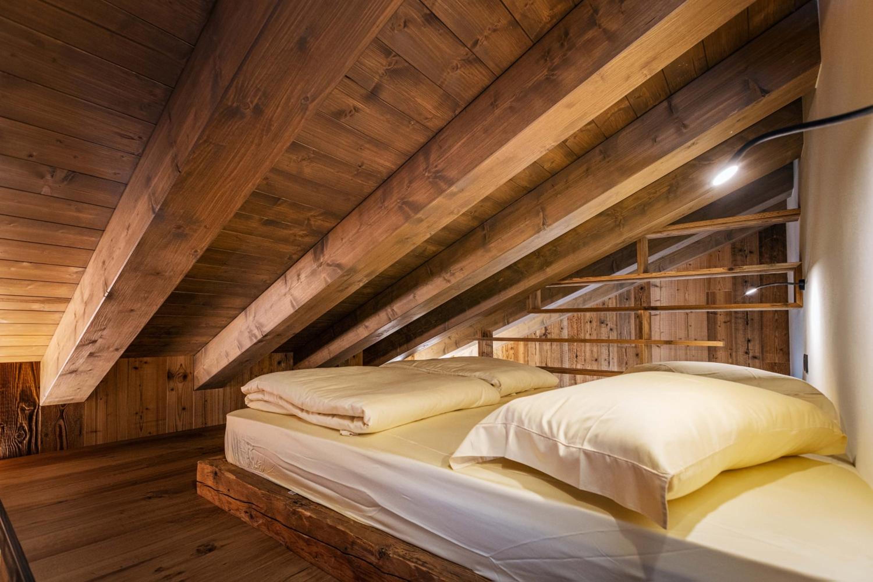 Duplex Quadruple Room