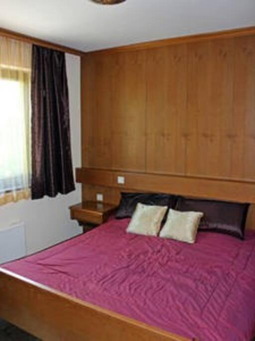 One-Bedroom Apartment photo 3