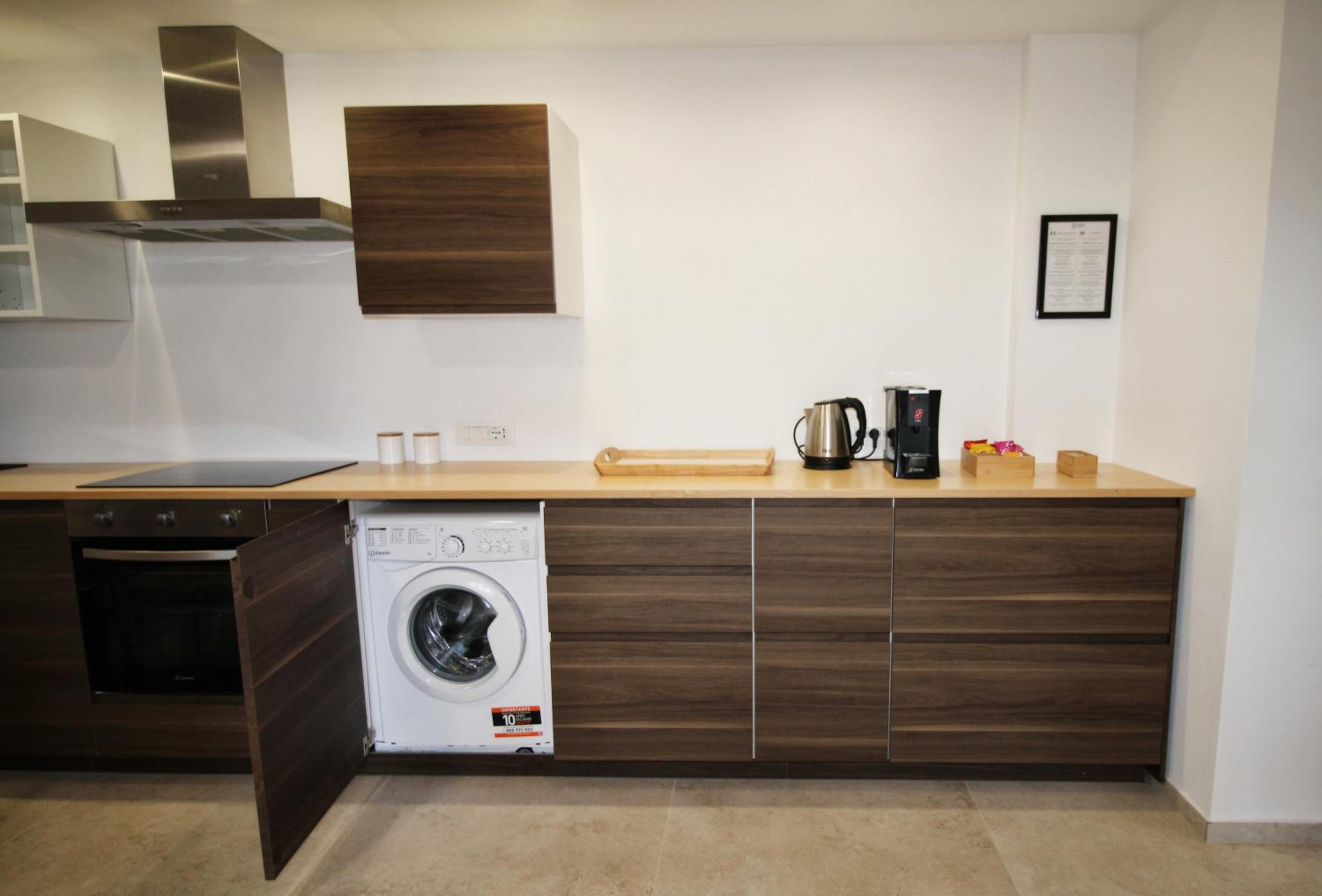 Two-Bedroom Apartment with Terrace - Photo 14