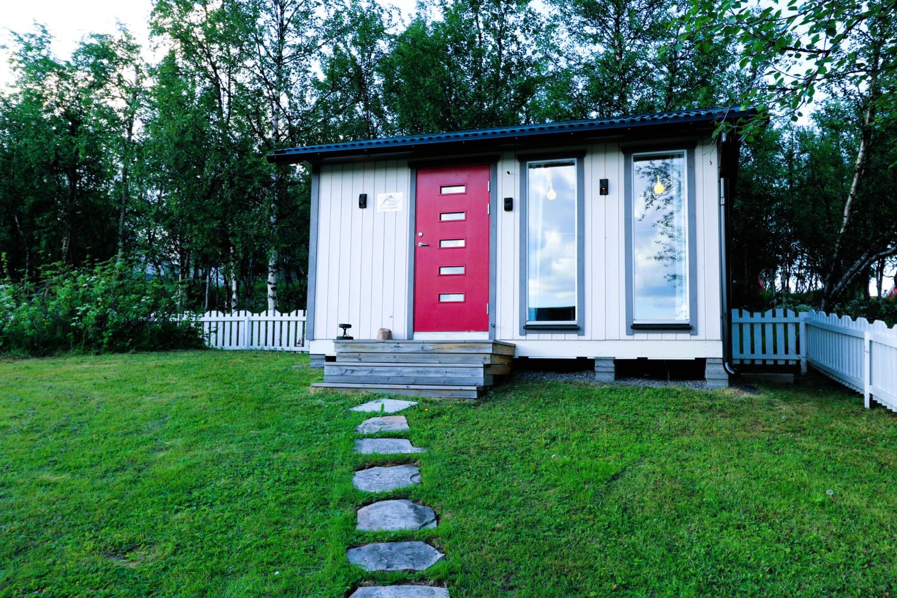 One-Bedroom House - Photo 14