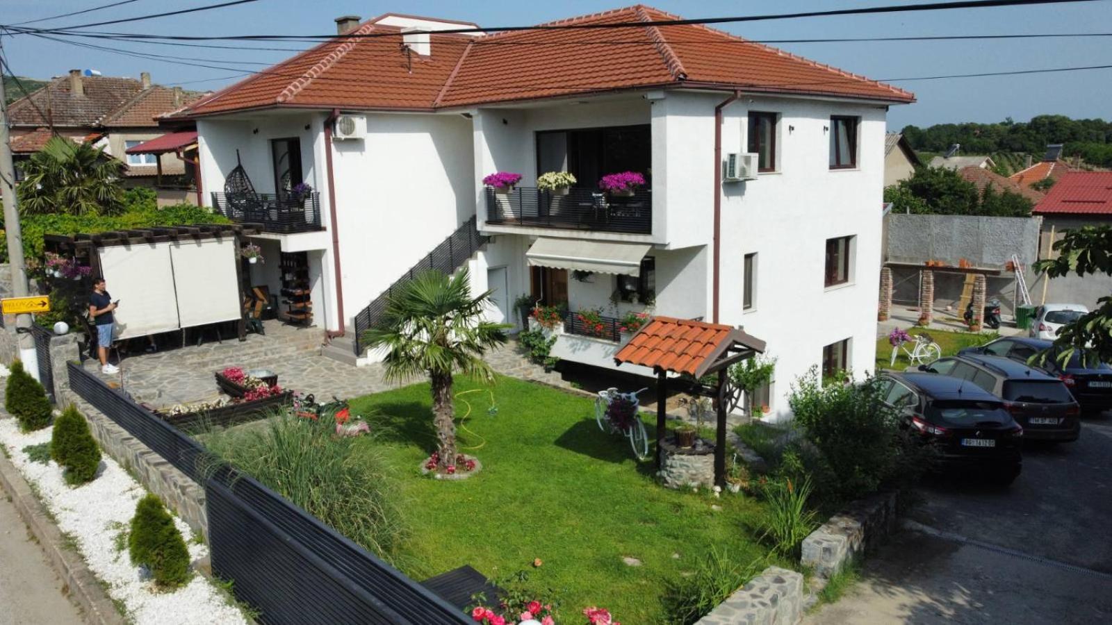 Apartment with Garden View photo 2