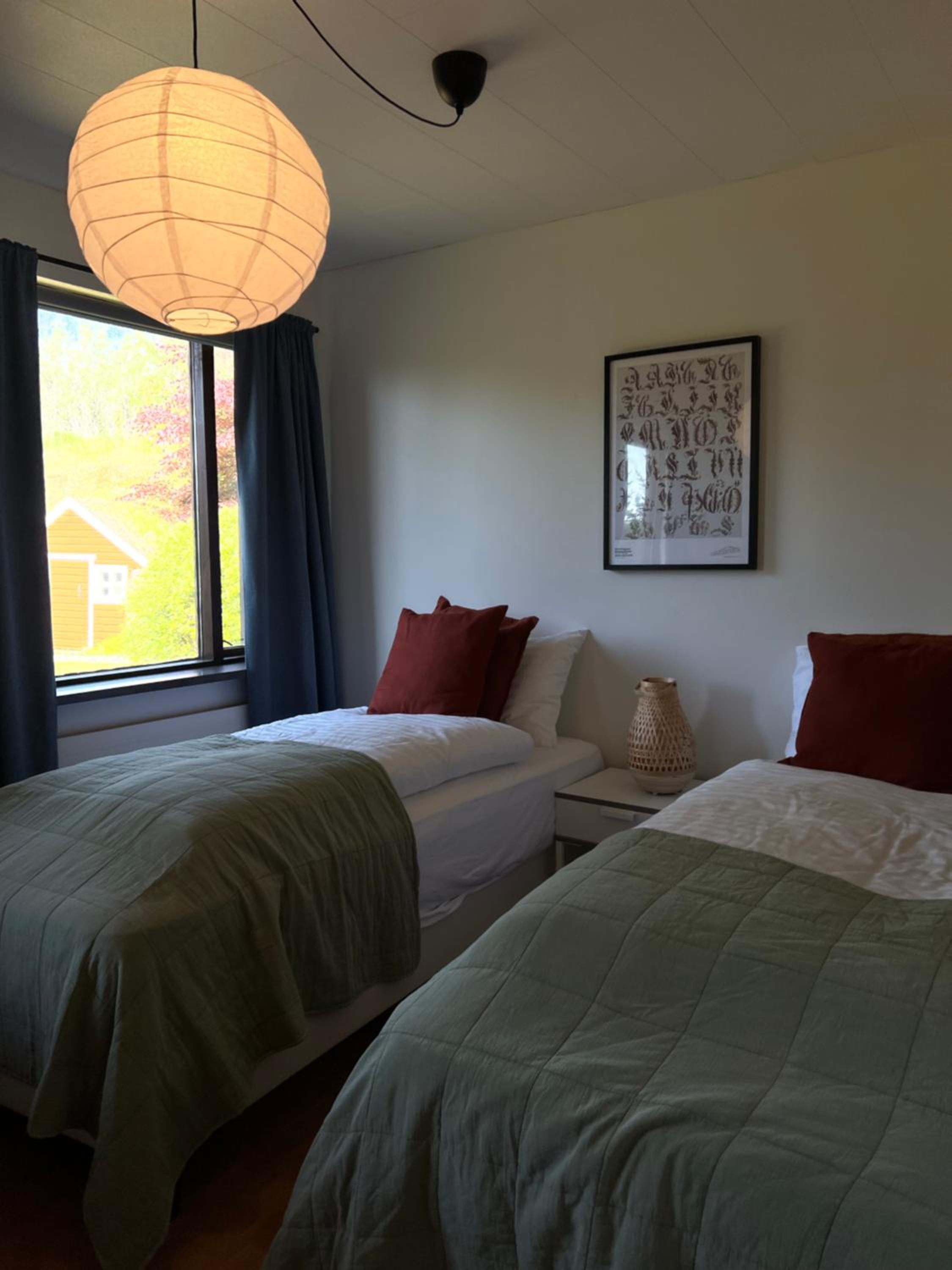 Three-Bedroom House photo 2