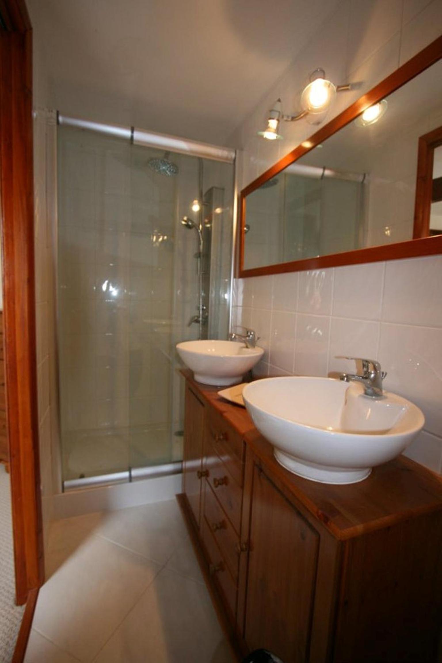 Double Room - Photo 3