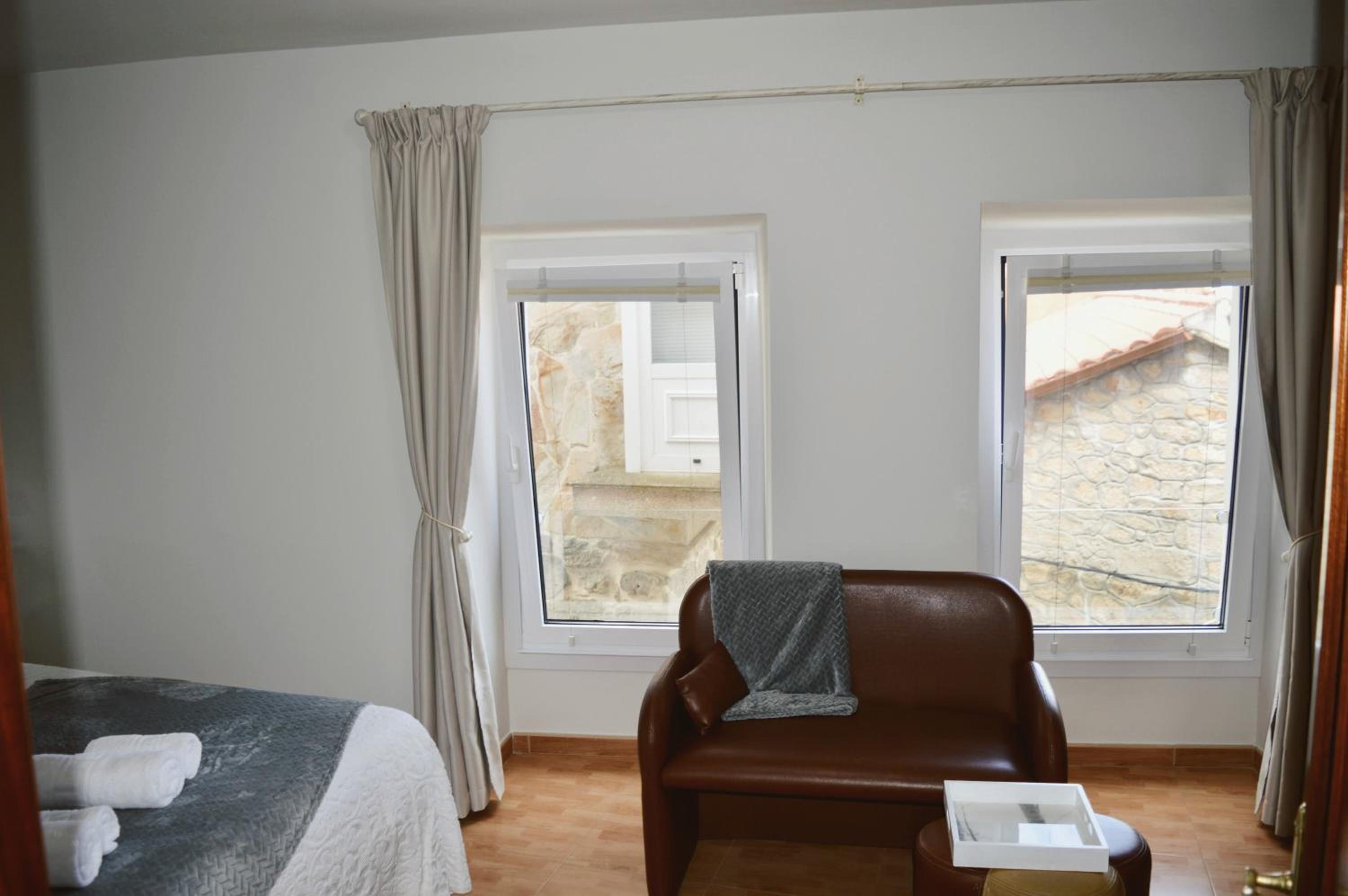 Two-Bedroom Apartment - Photo 3