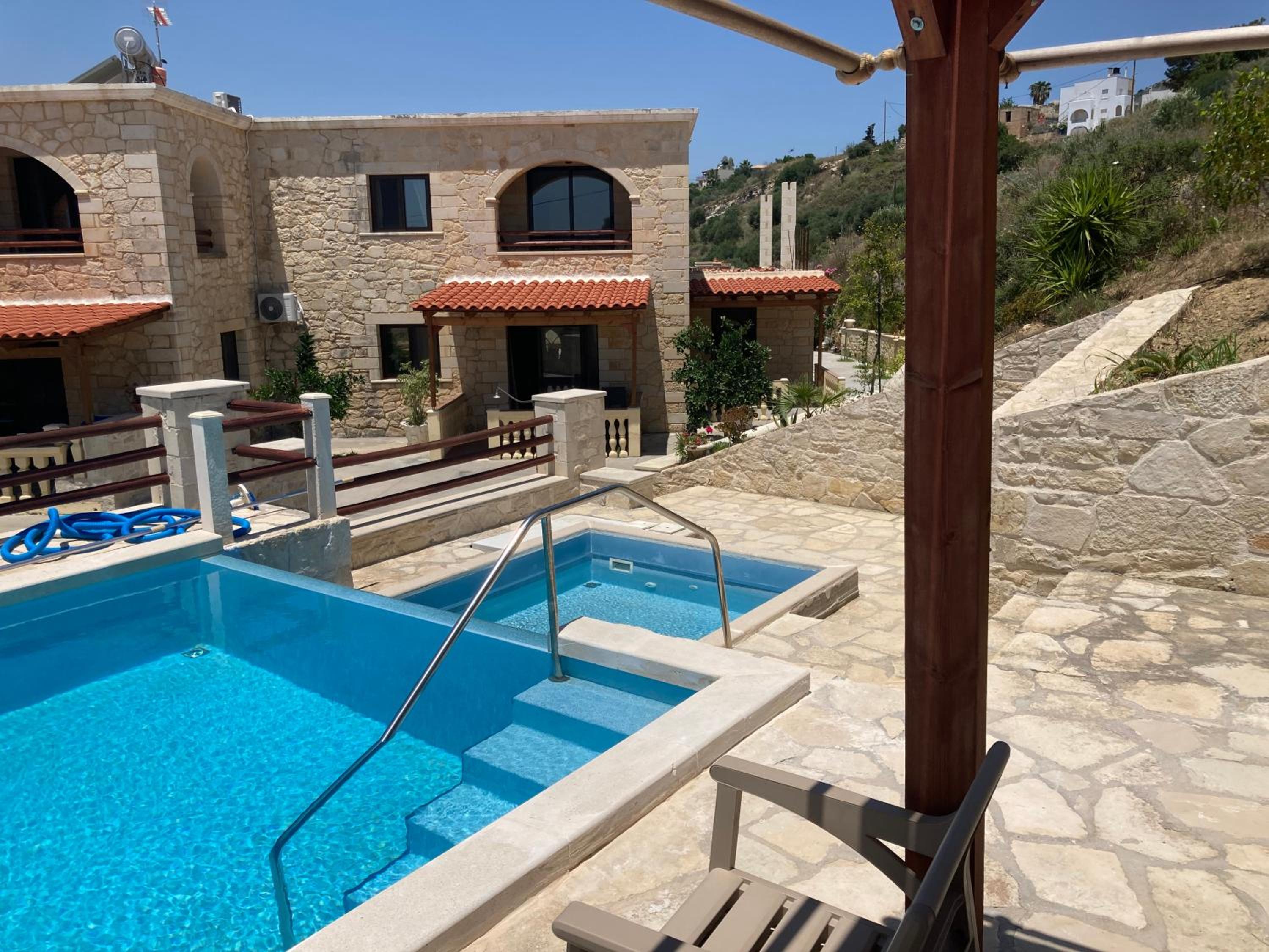 Maisonette photo 3