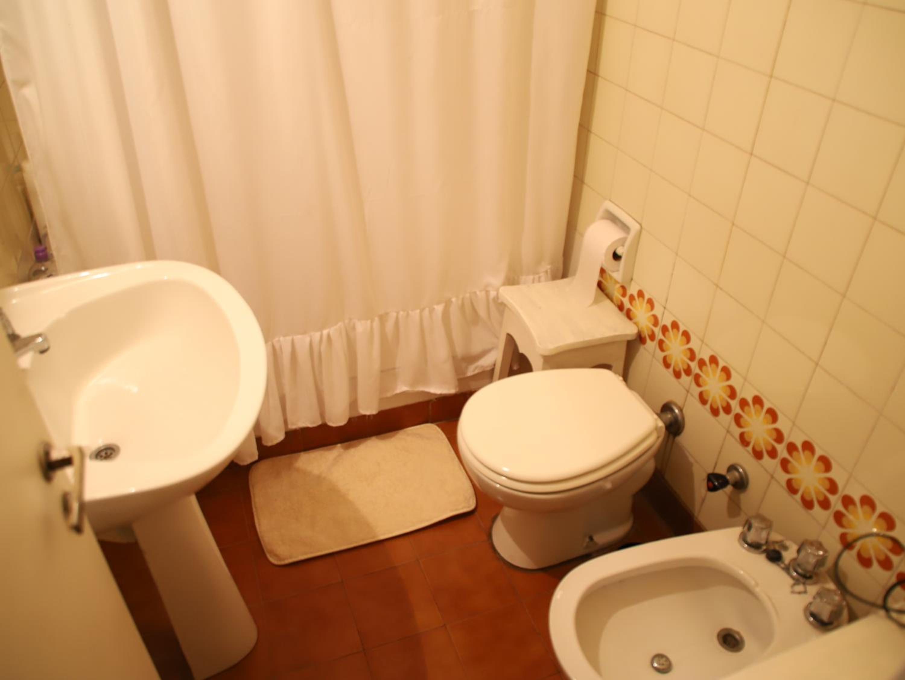 Family Room With Private Bathroom photo 2