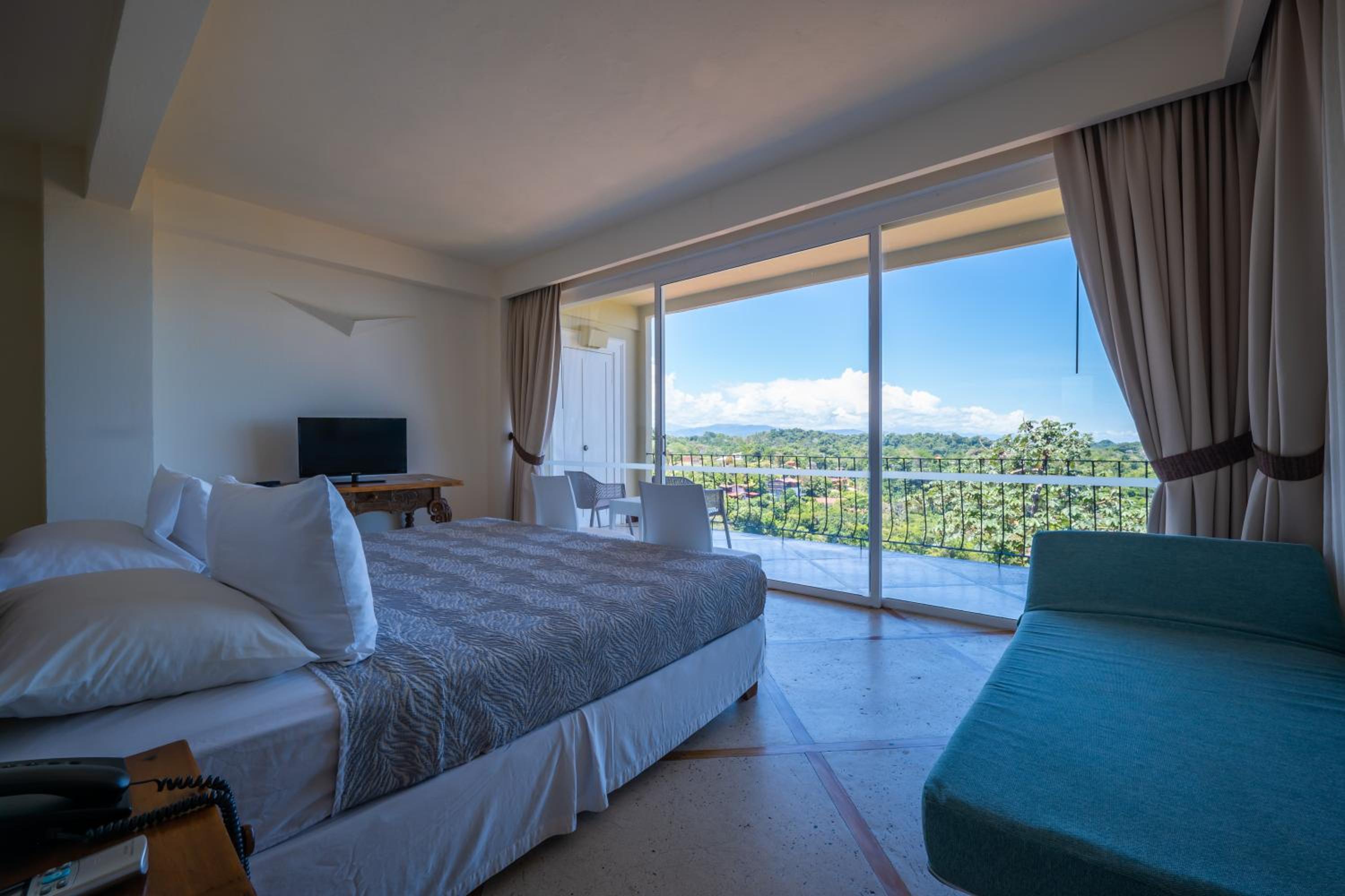 Premier Sunrise Ocean View Room photo 2