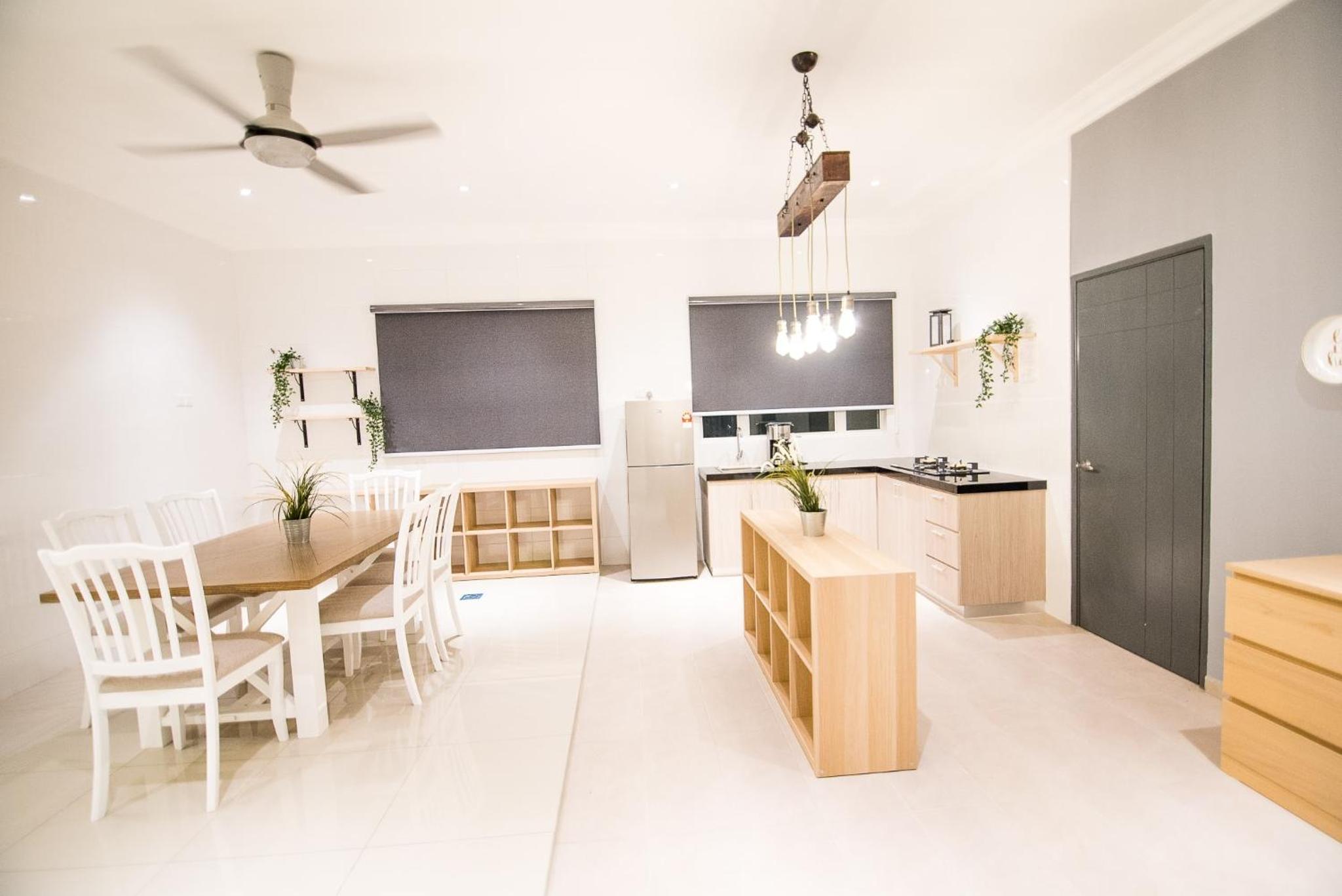 BRITISH COTTAGE HOUSE - Photo 19