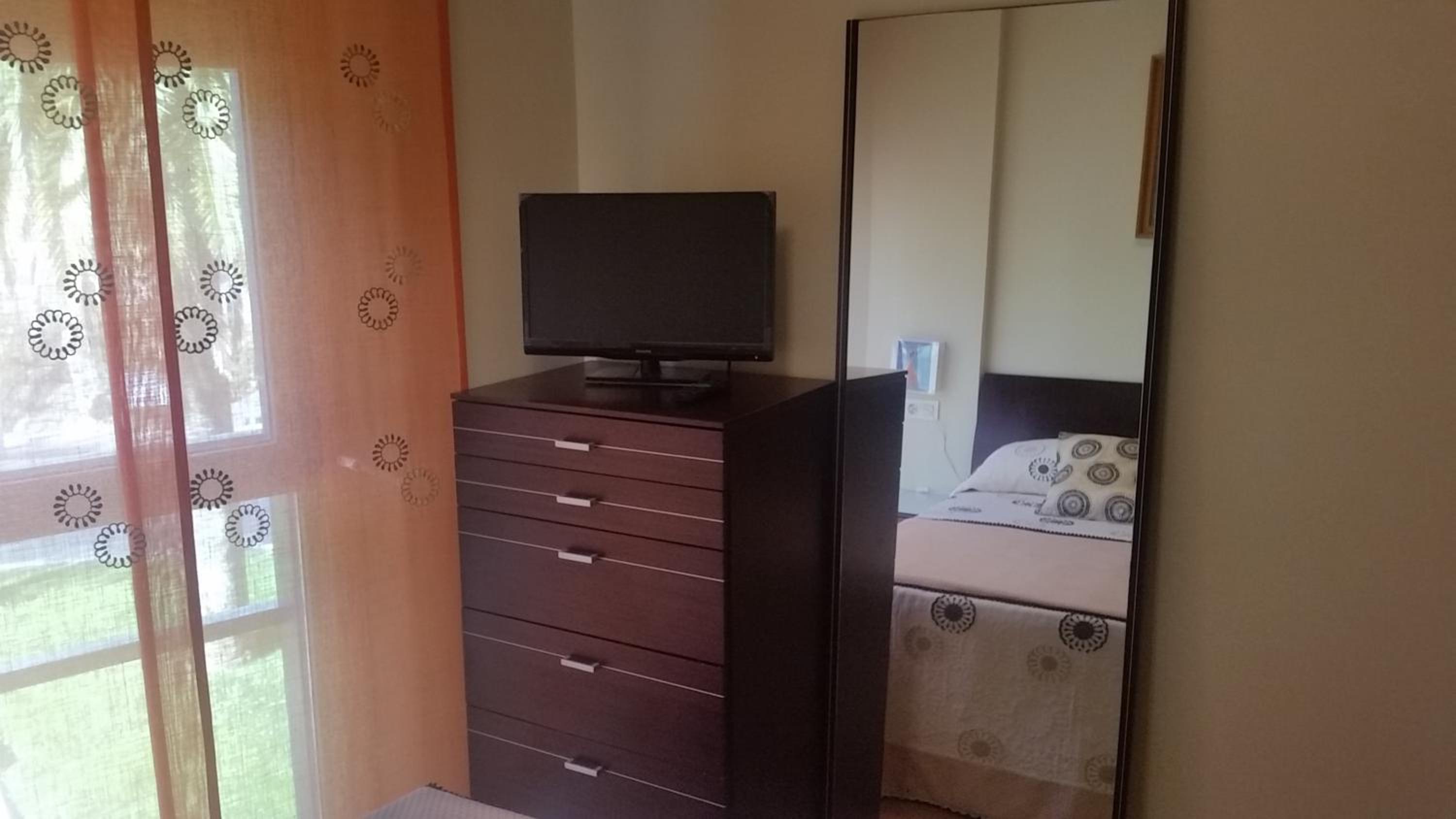 Apartamento de dos habitaciones - Primer piso