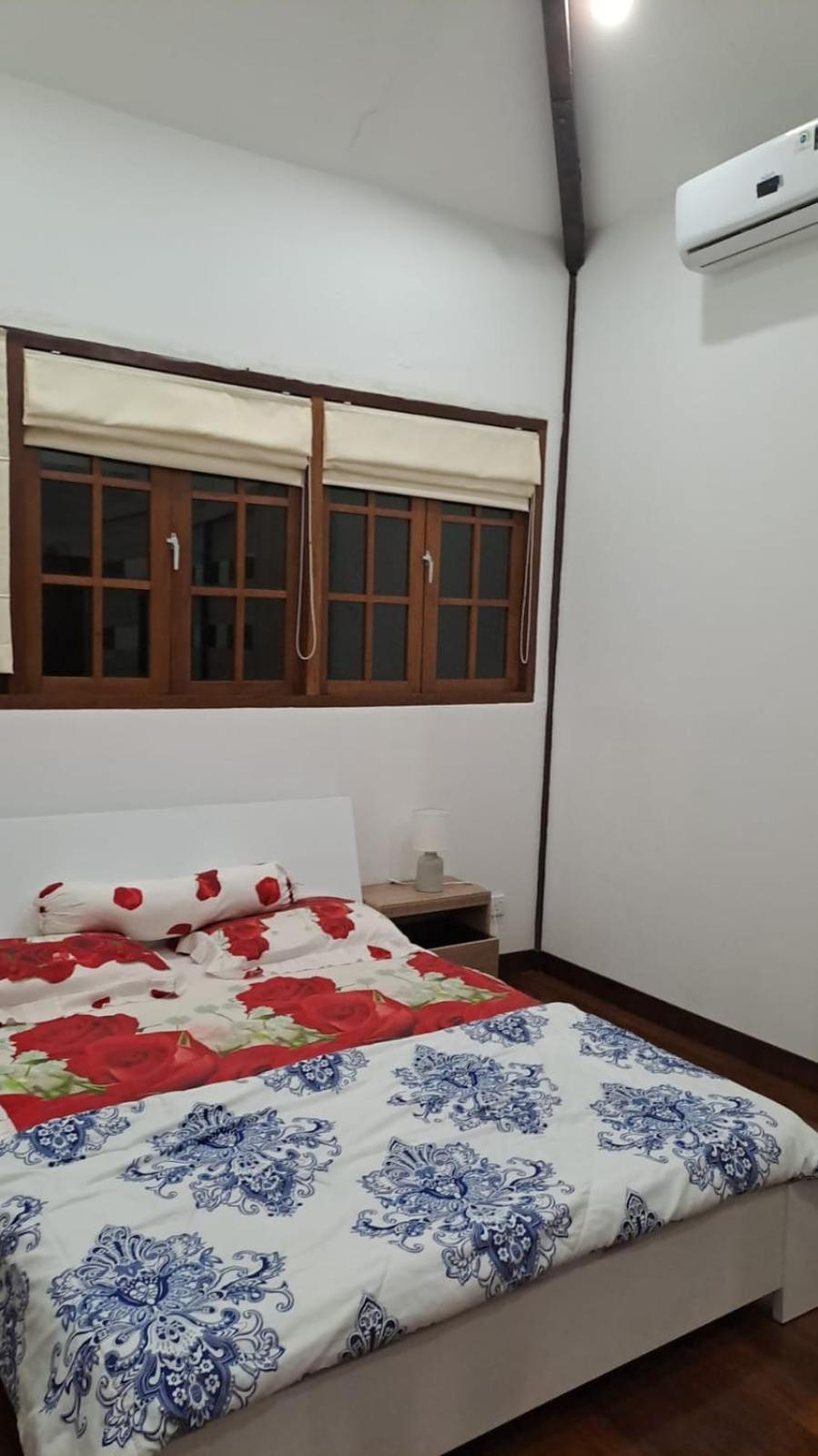 Three-Bedroom Villa - Photo 15