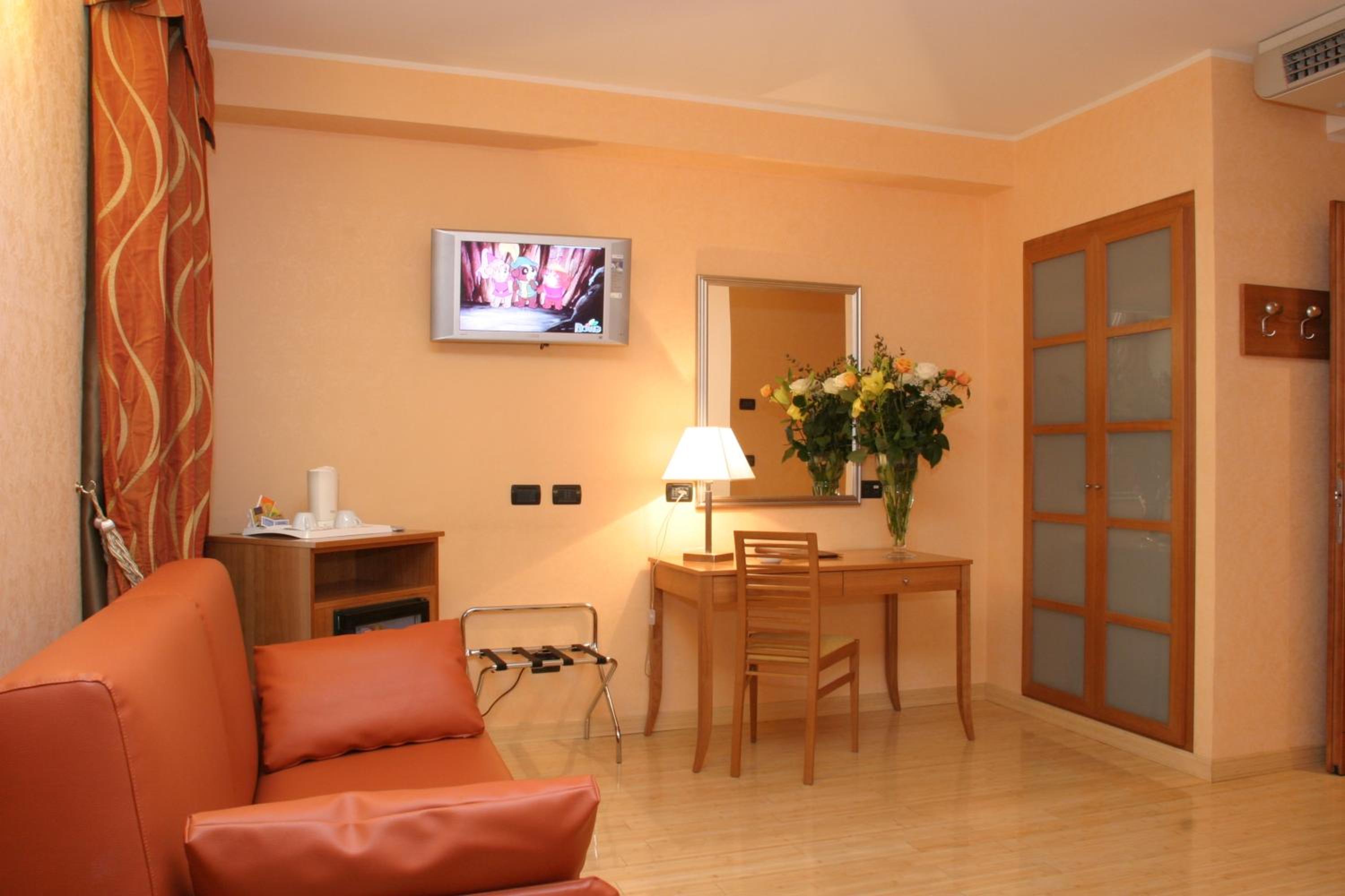 Junior Suite - Photo 1