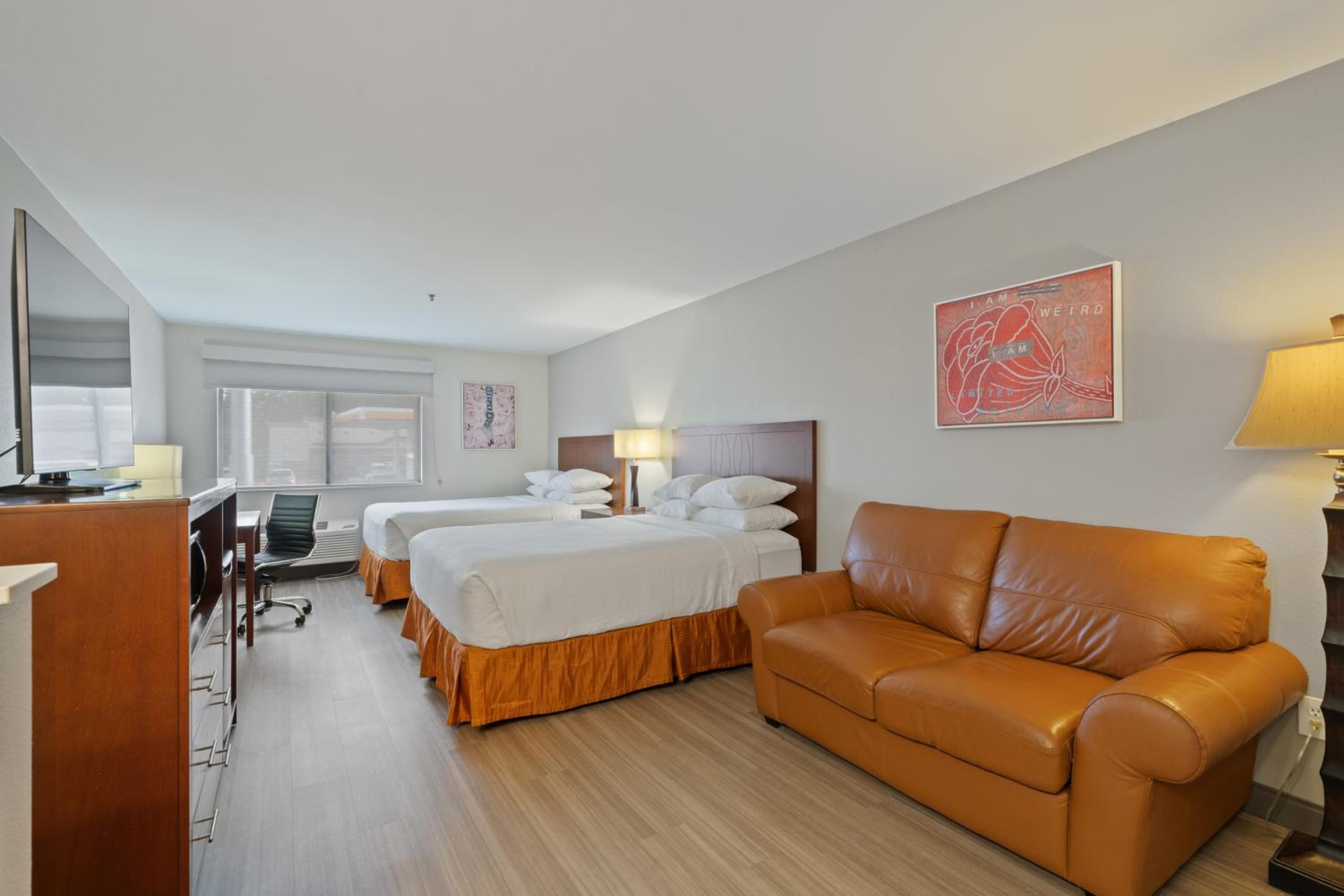 Queen Room with Two Queen Beds and Roll-In Shower - Disability Access/Non-Smoking - Photo 1