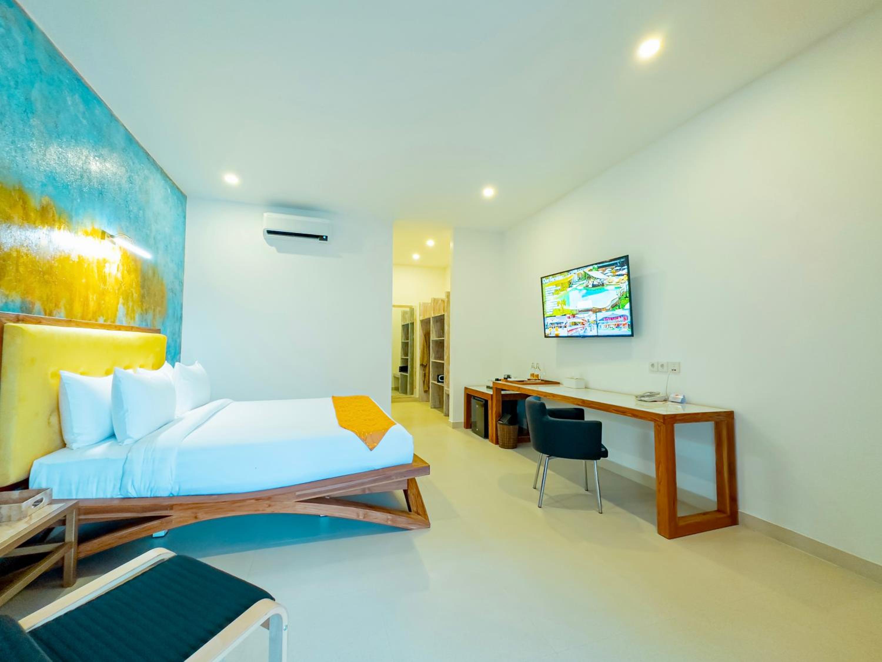 King Room with Garden View (Adult Only) photo 3