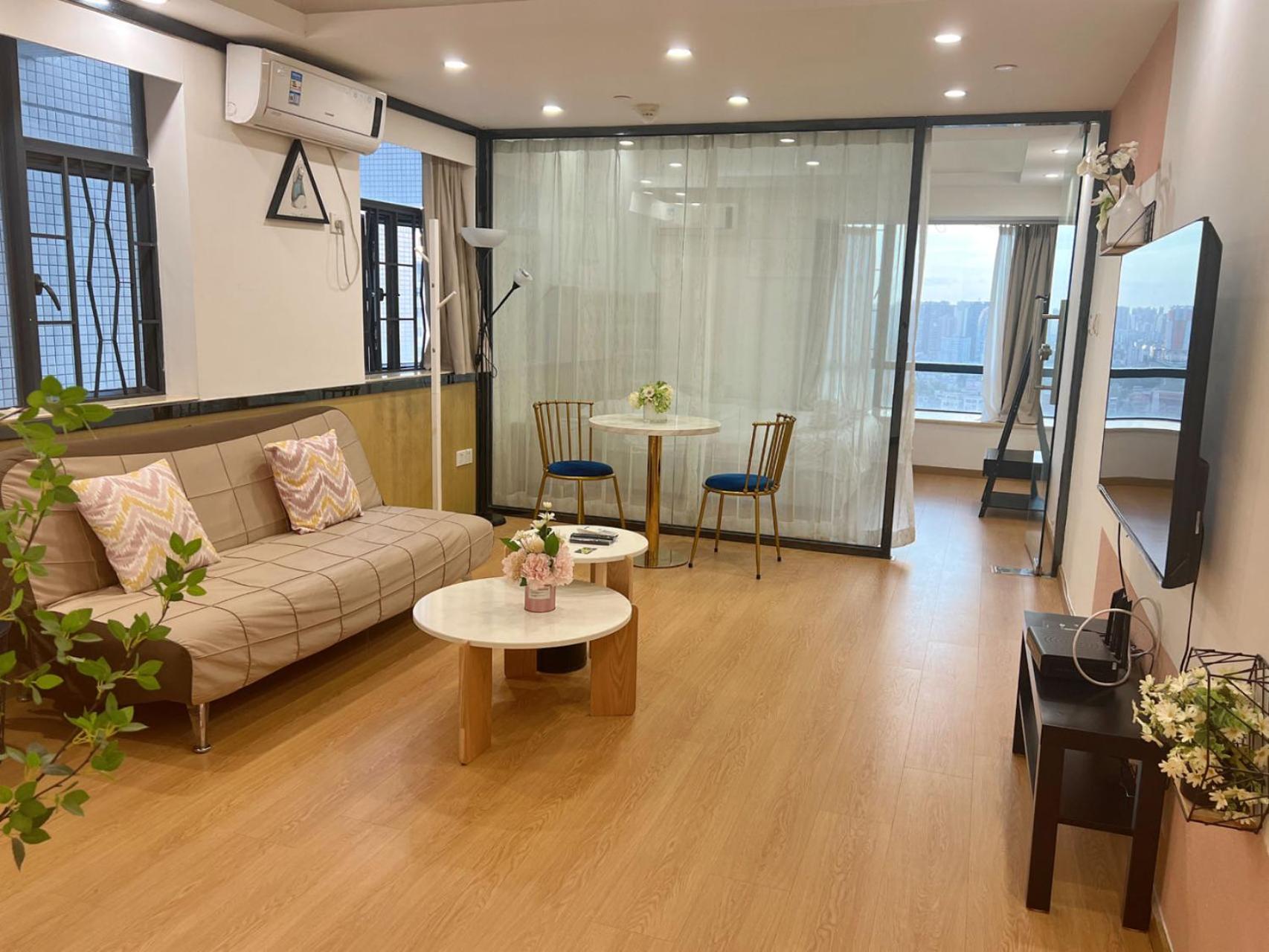 Studio Apartment photo 2
