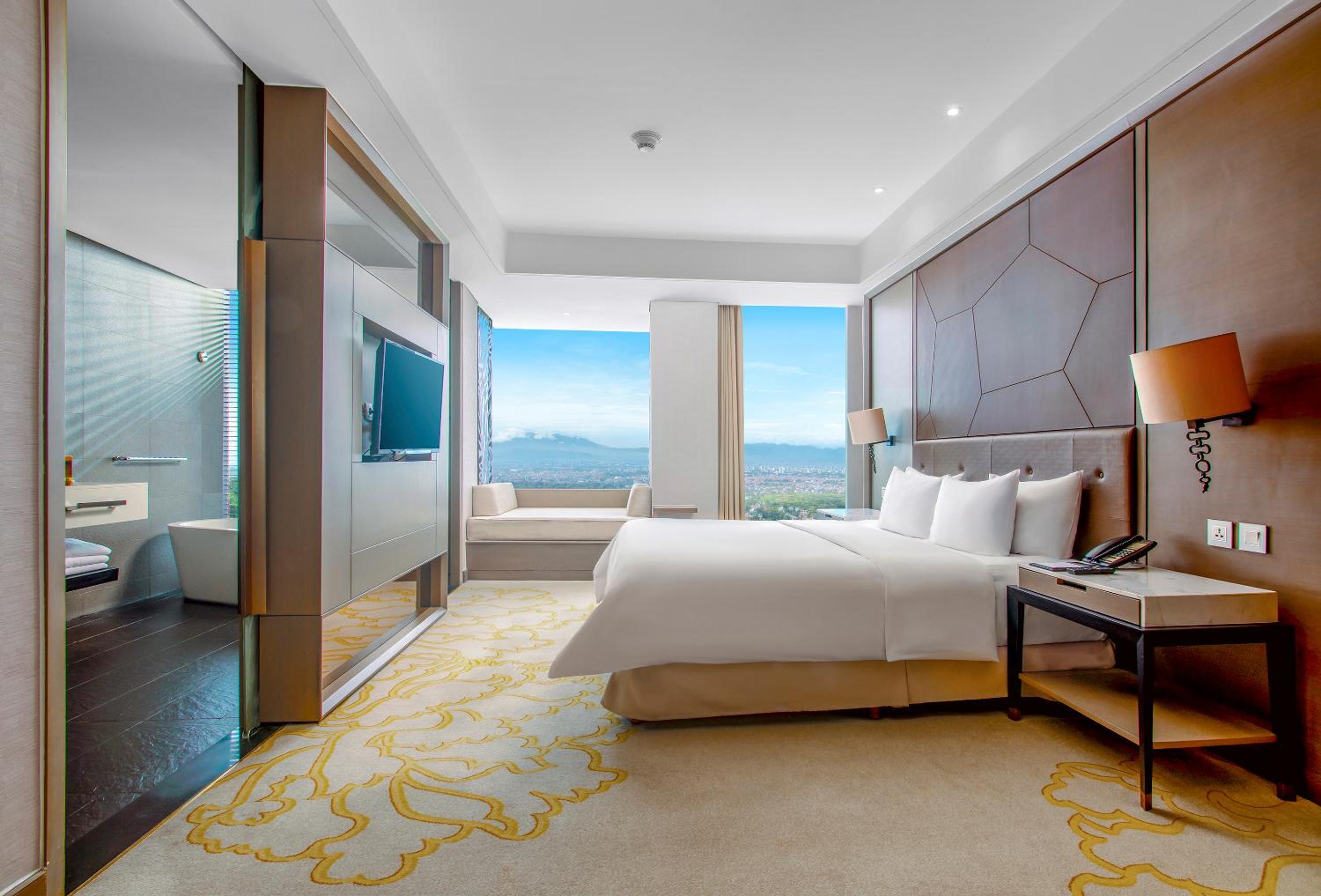 Premium King Room - High Floor