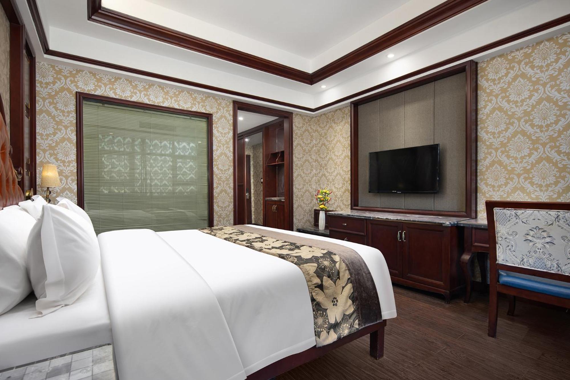 Double Room with Theme photo 3