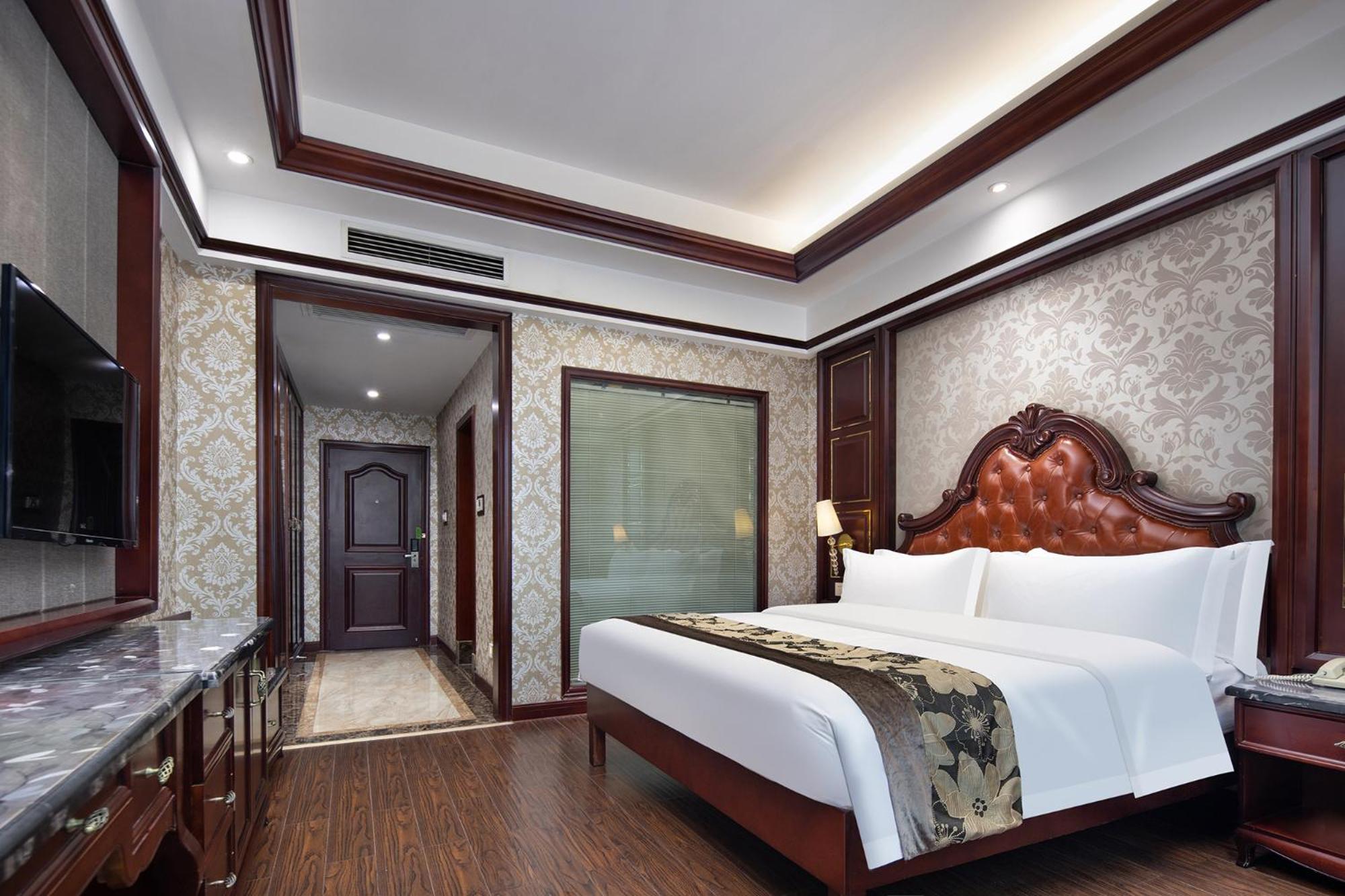 Double Room with Theme photo 2