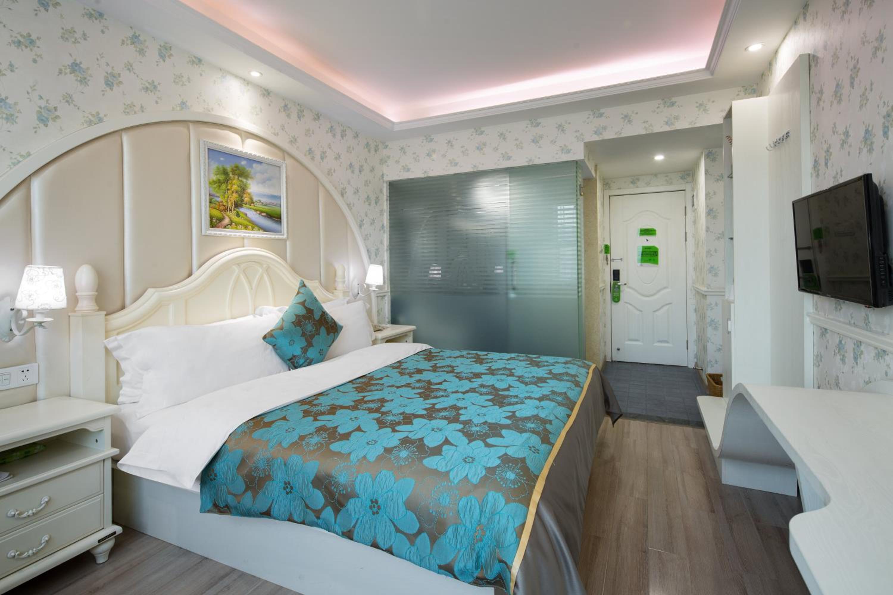 Double Room with Theme photo 2