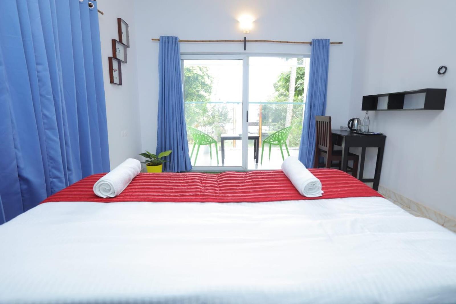 Deluxe Double Room with Sea View - Photo 1