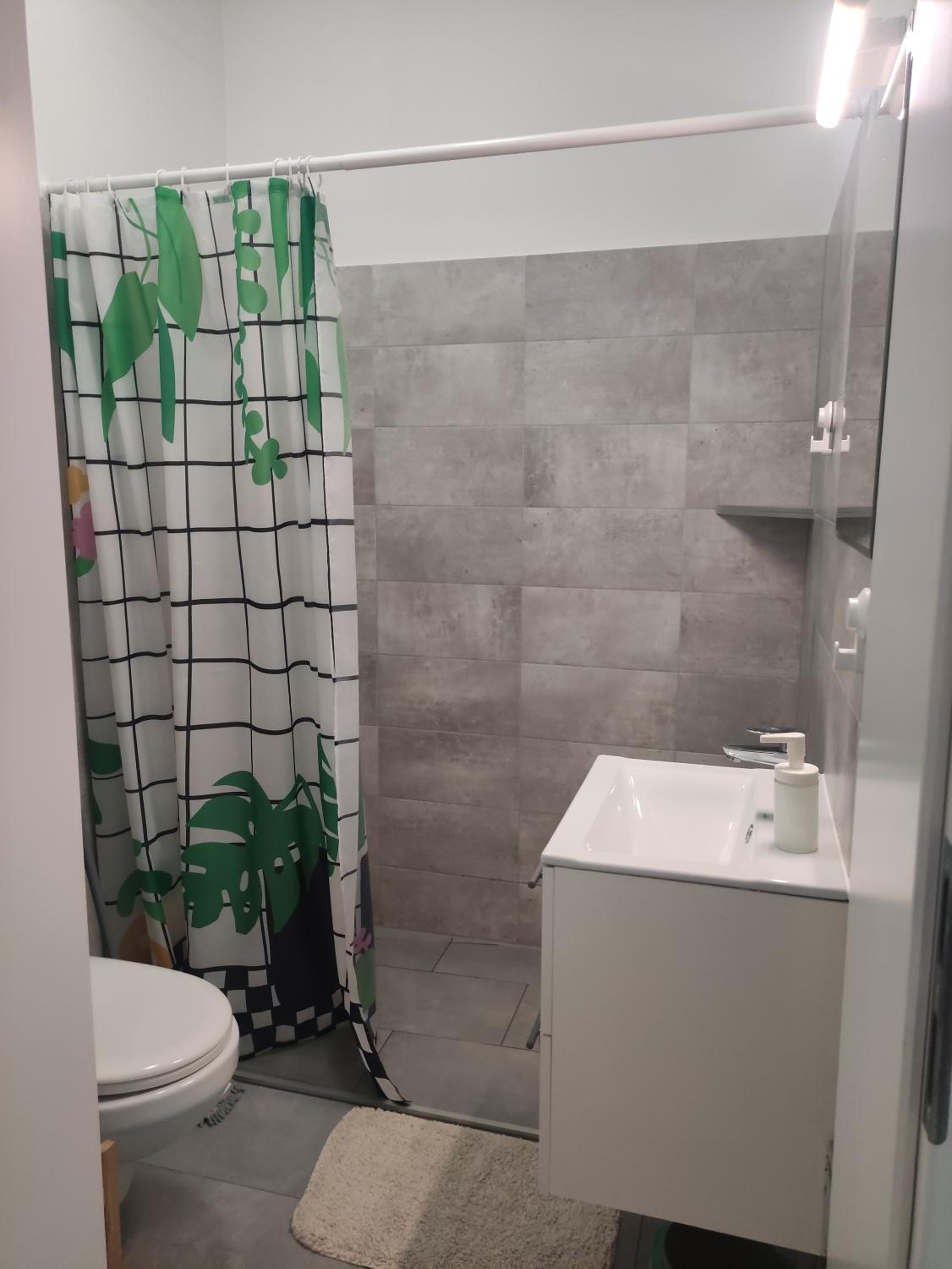 Studio Apartment photo 1