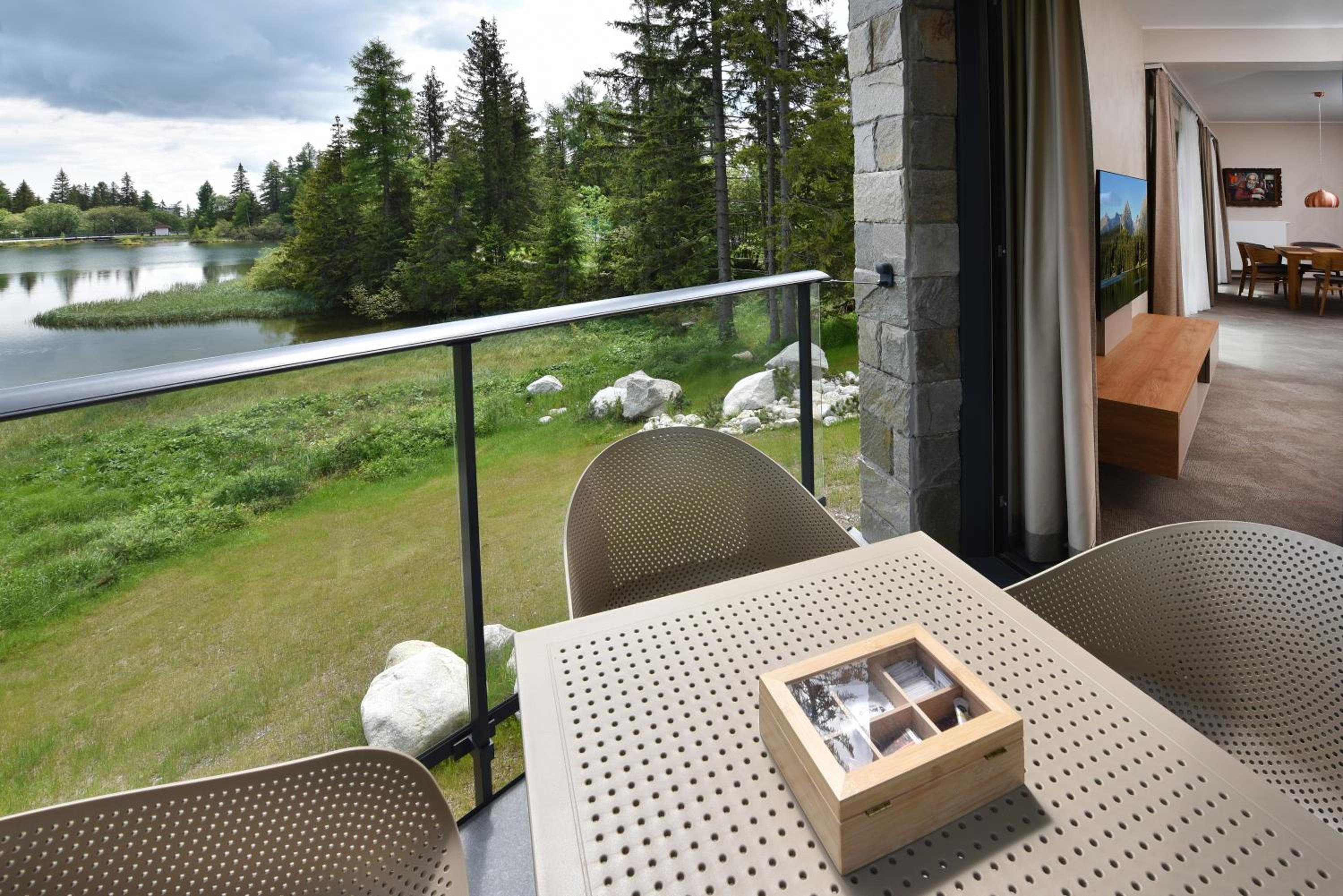 Two-Bedroom Apartment - Photo 9