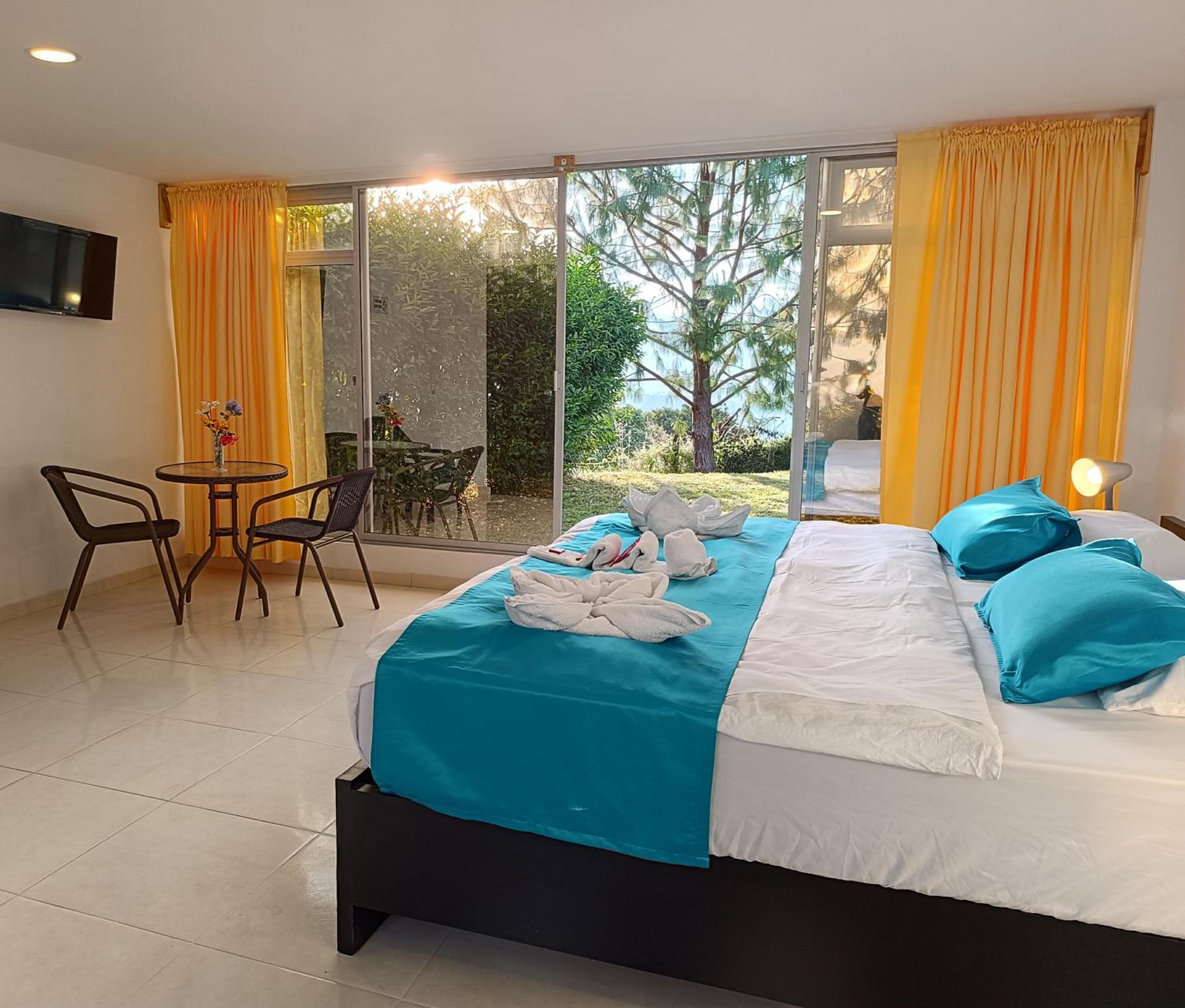King Room with Garden View