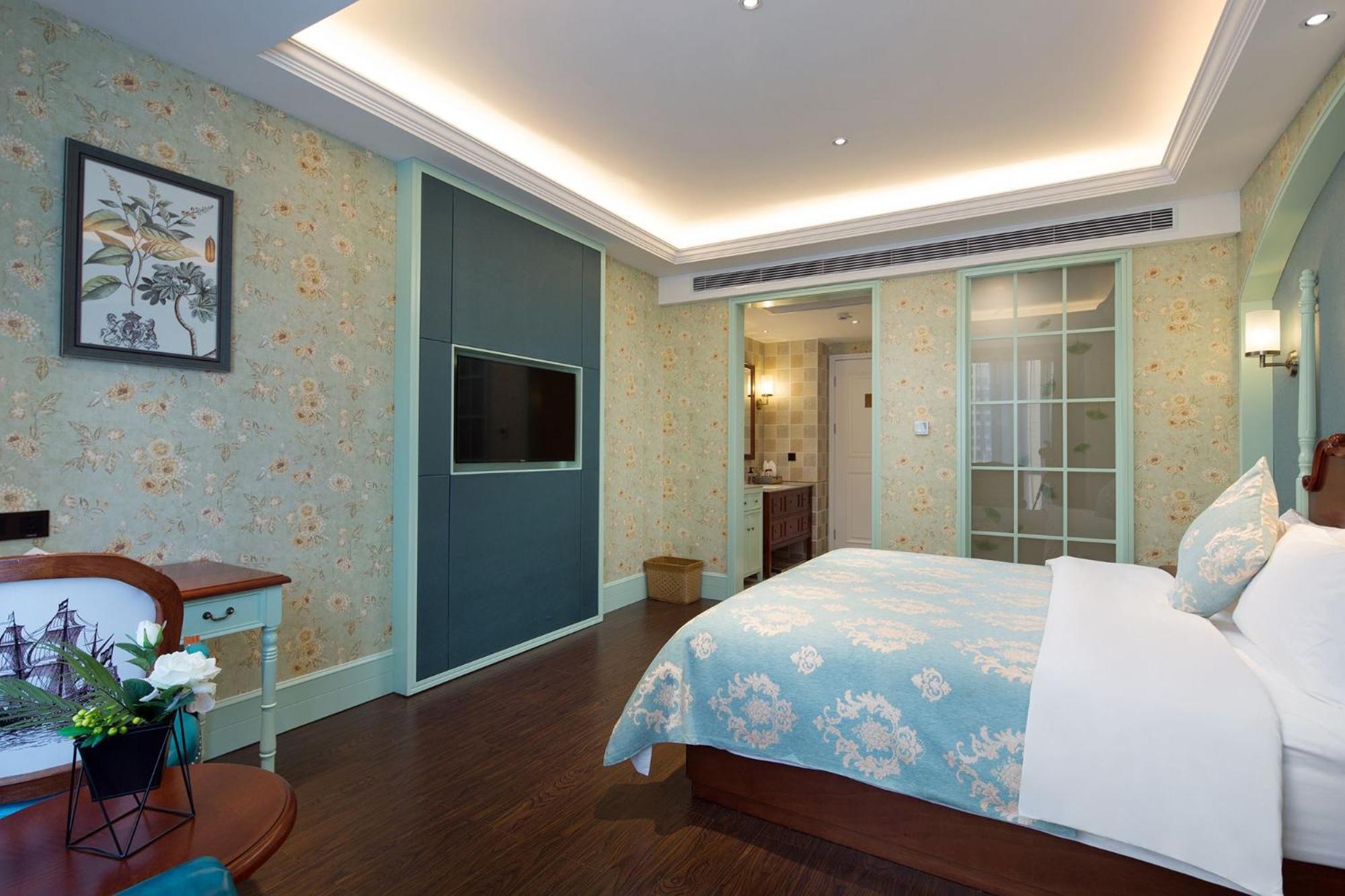 Double Room with Theme photo 2