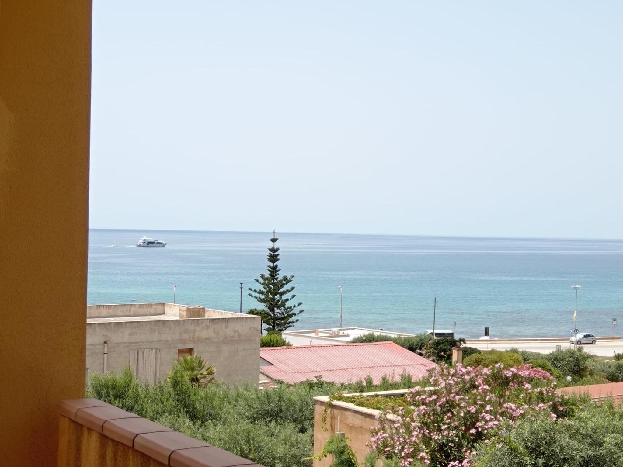 Apartment with Sea View photo 2