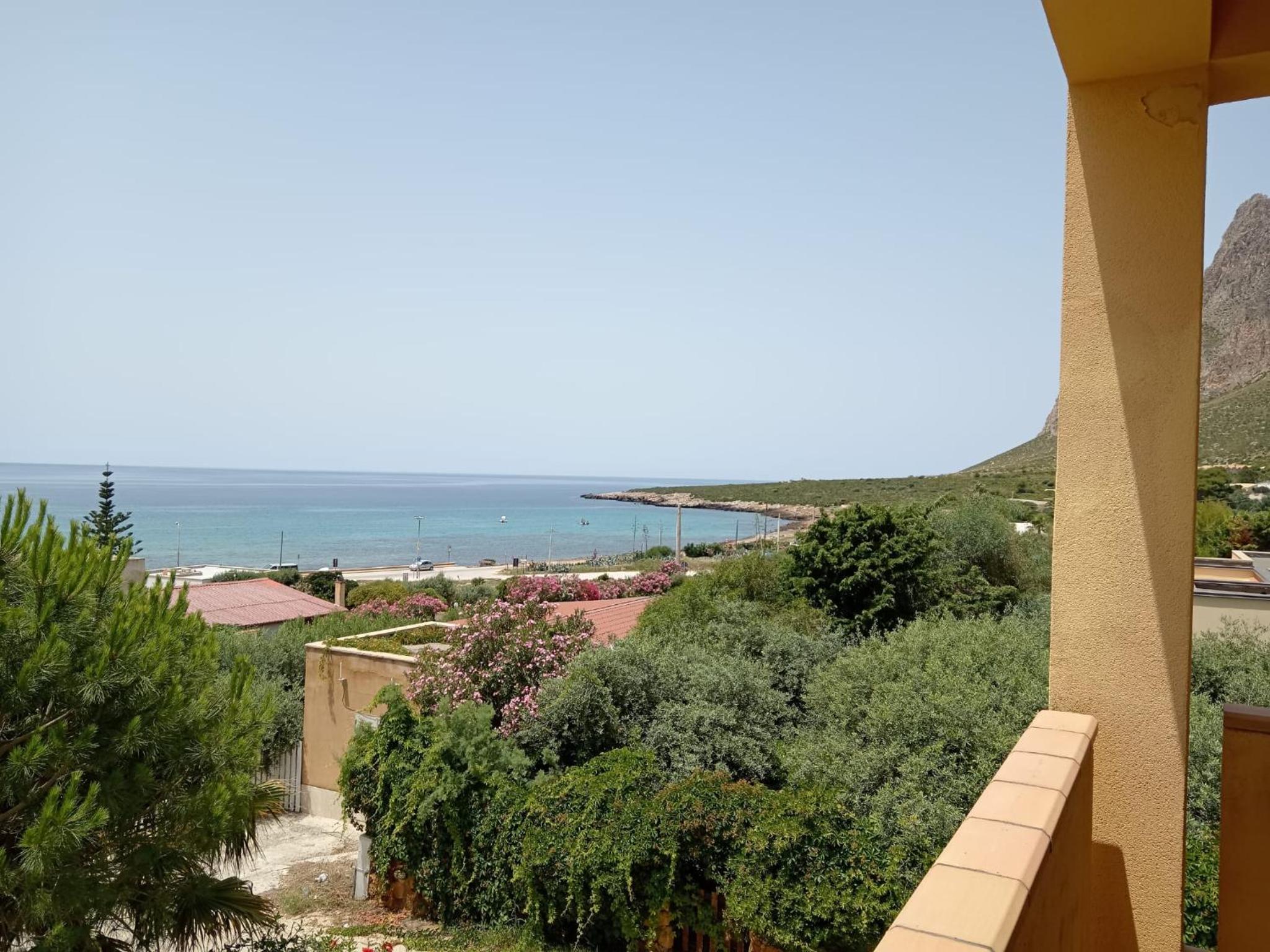 Apartment with Sea View photo 3
