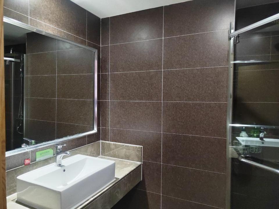 Business Twin Room  photo 3