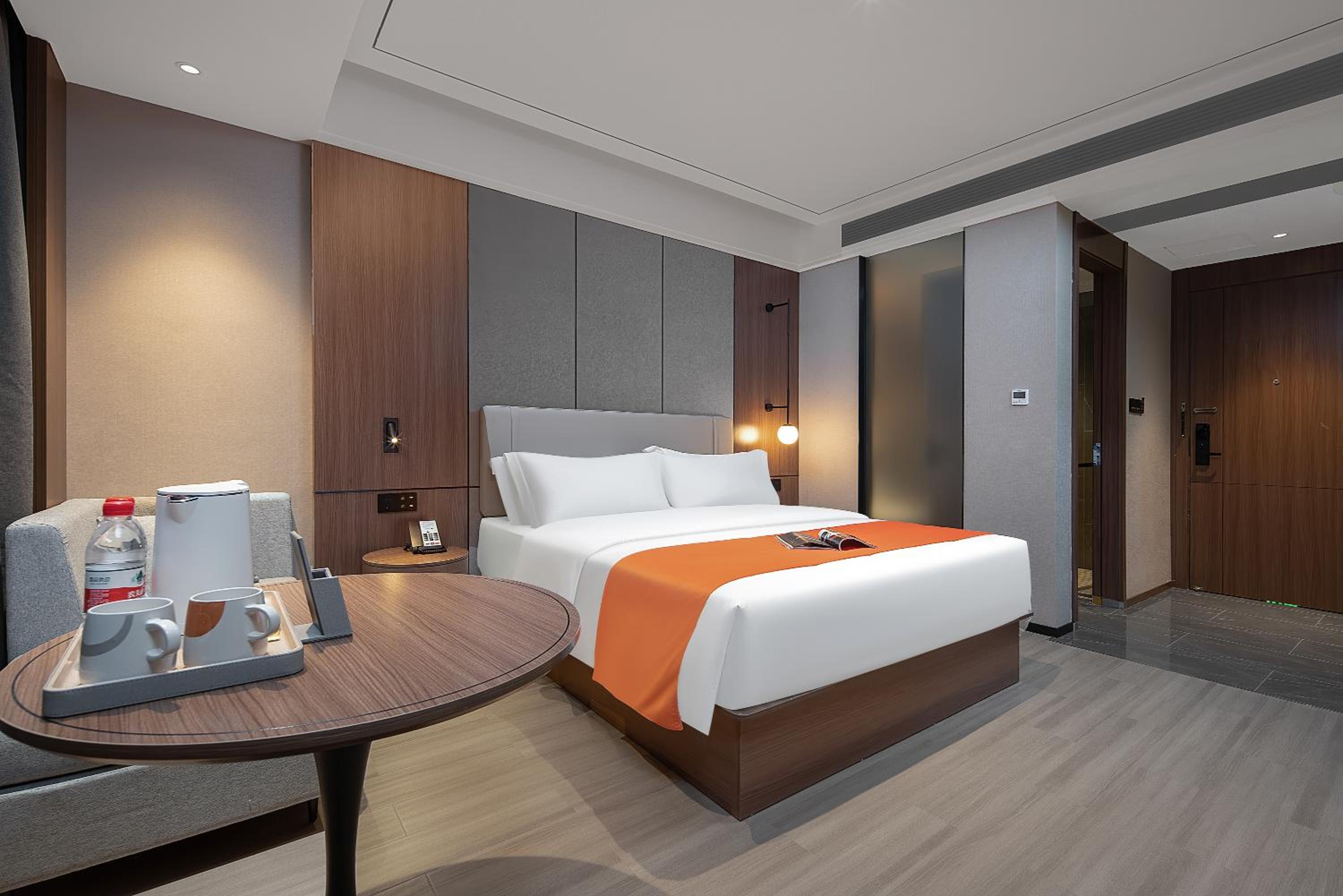 Deluxe Suite with River View