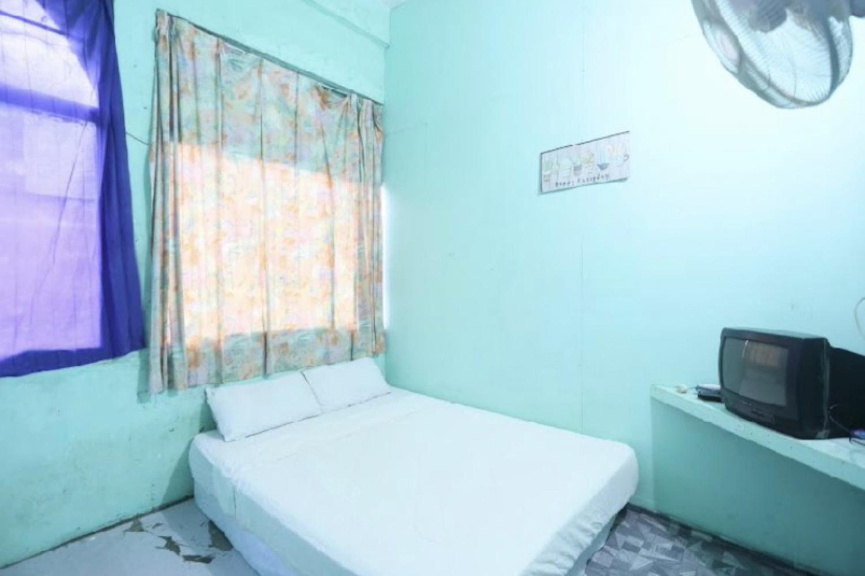 Budget Double Room photo 1