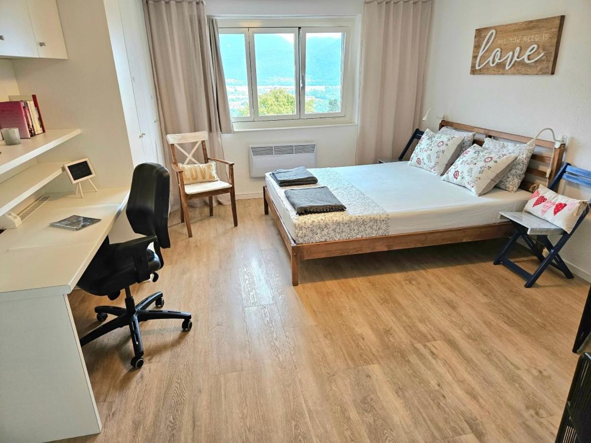 Two-Bedroom Apartment - Photo 30