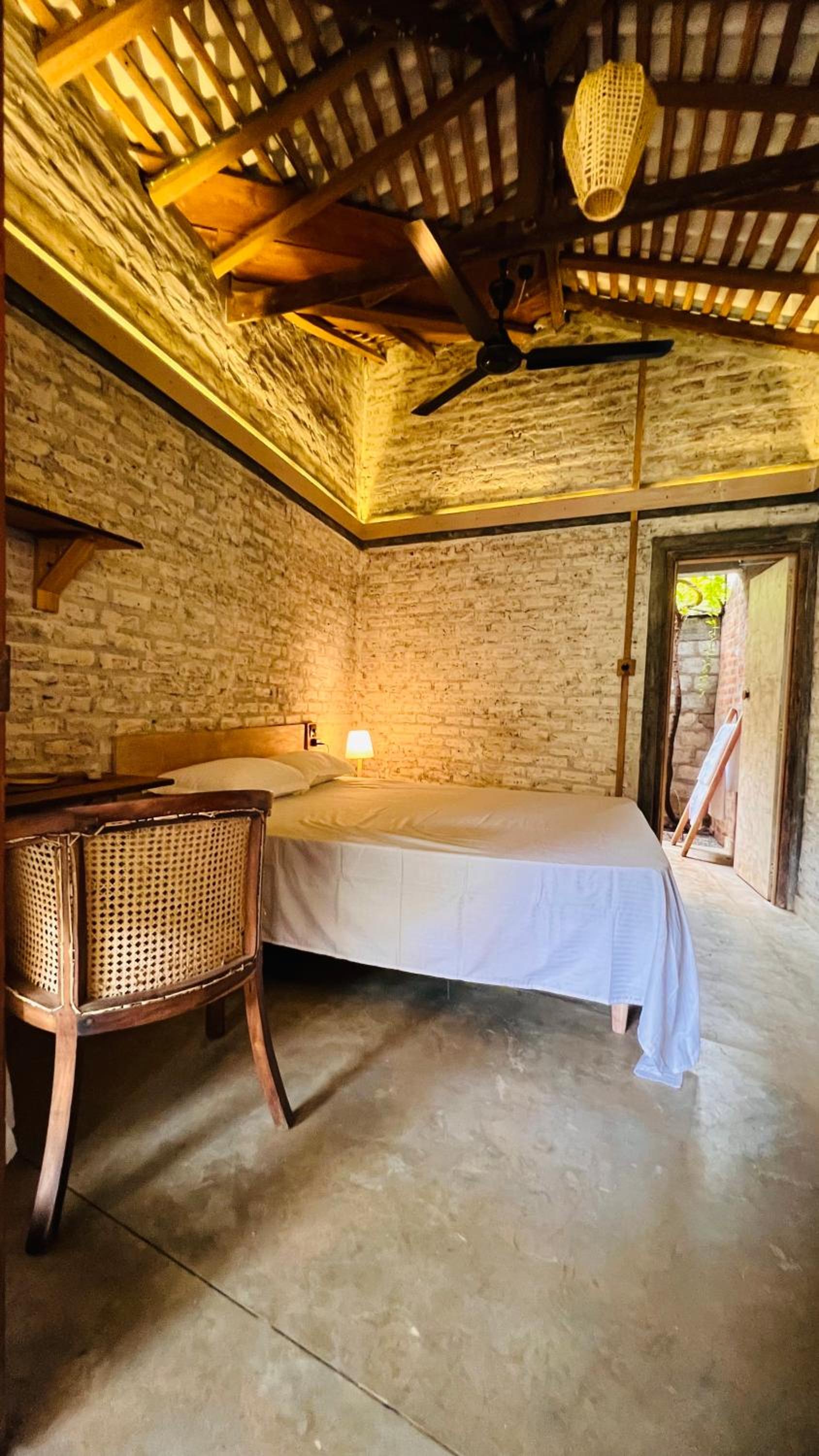 Queen Room with Garden View