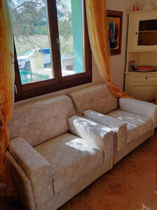 One-Bedroom House photo 1