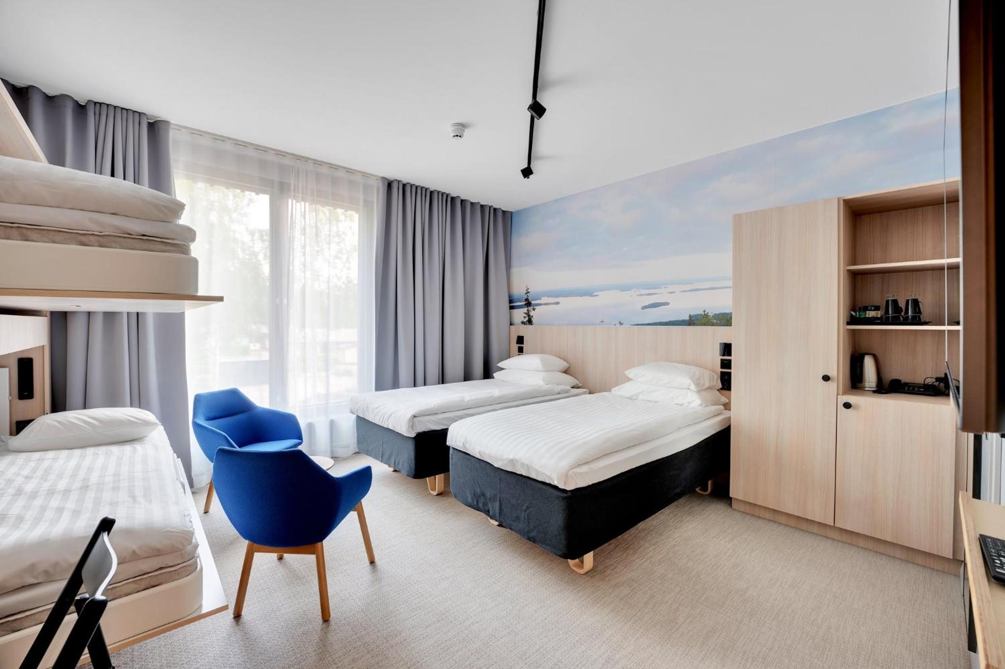 Standard Quadruple Room - Photo 10