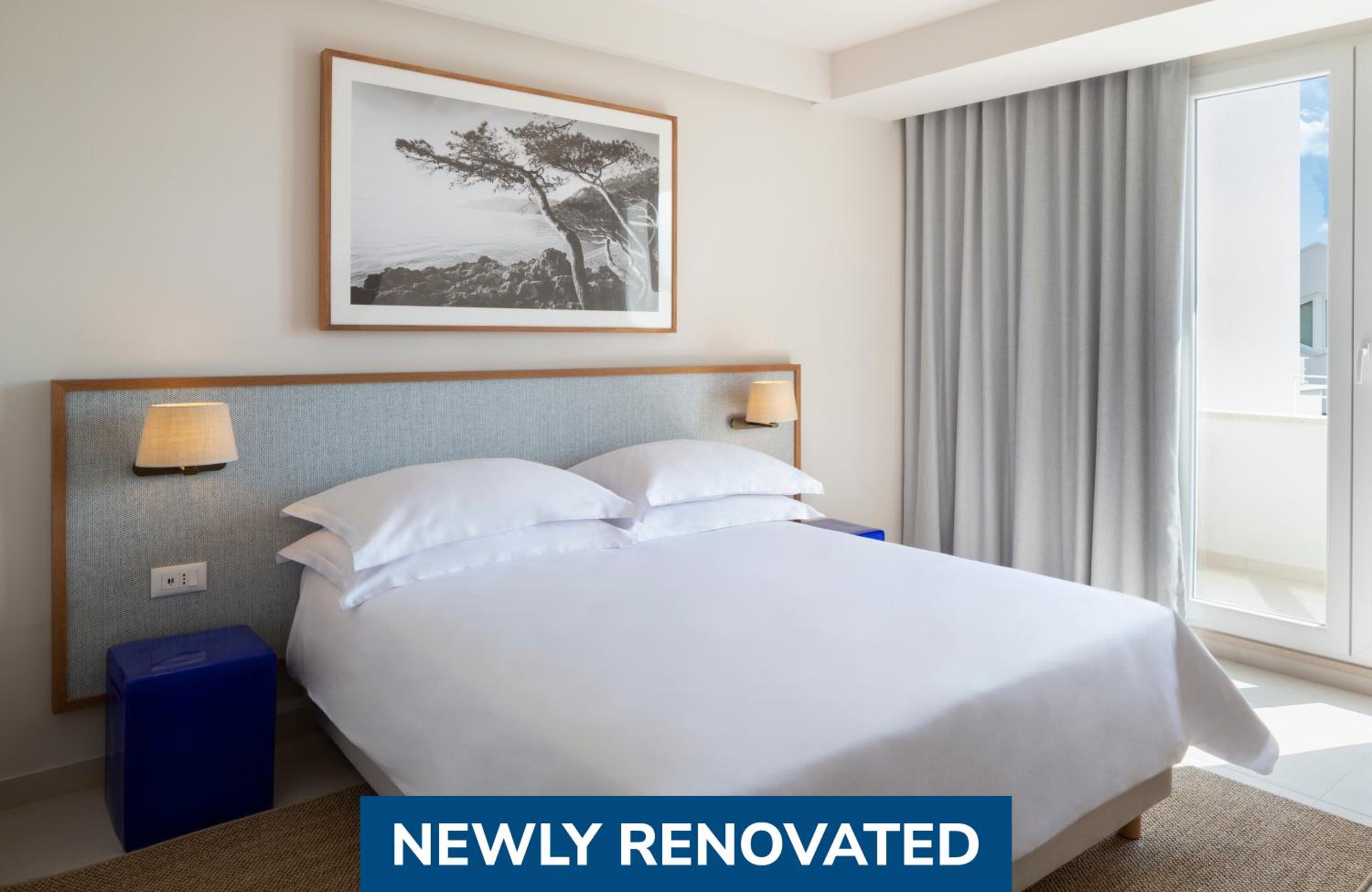 Standard Double Room with Balcony - Photo 4