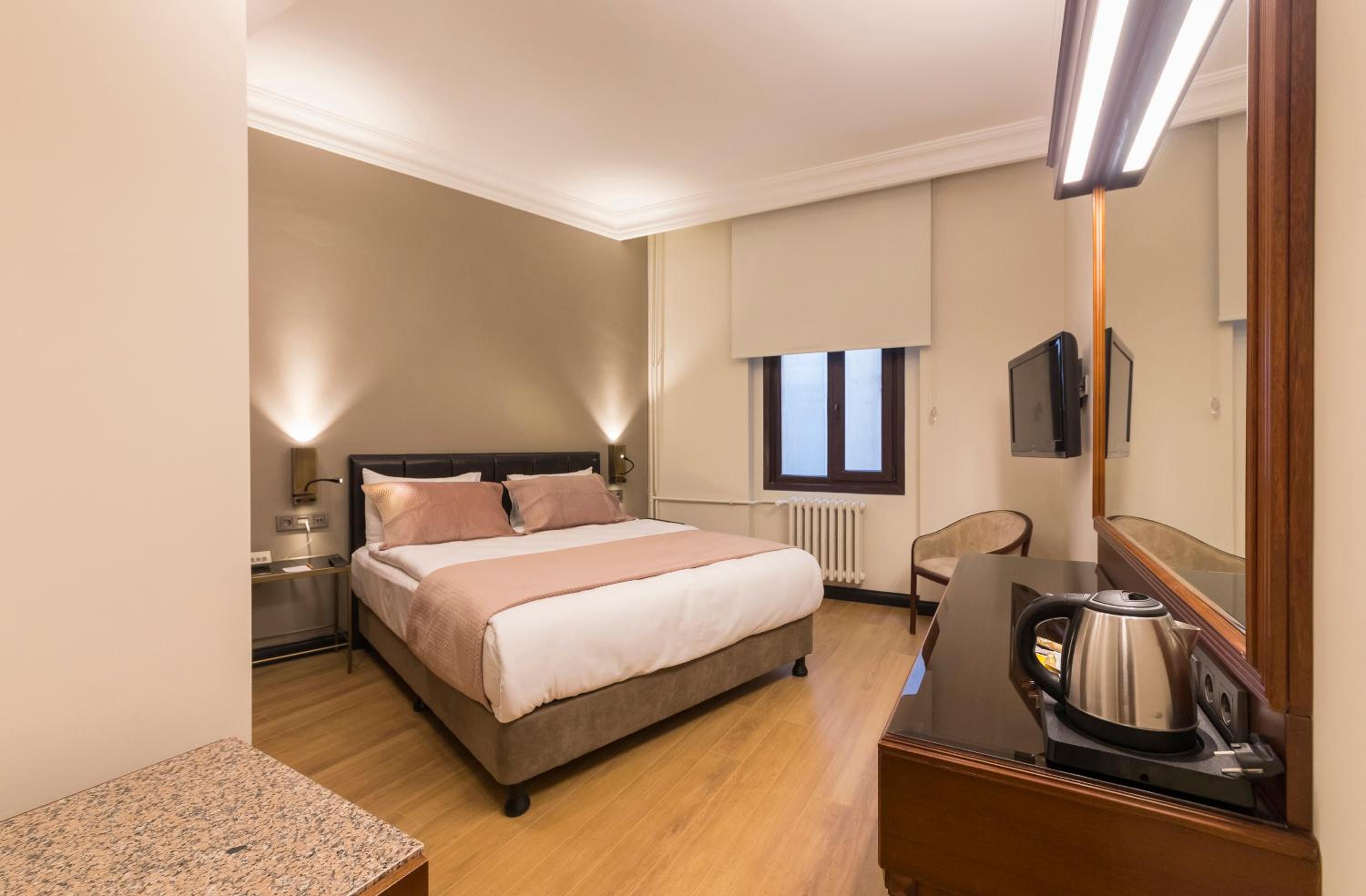 Standard Double Room photo 1