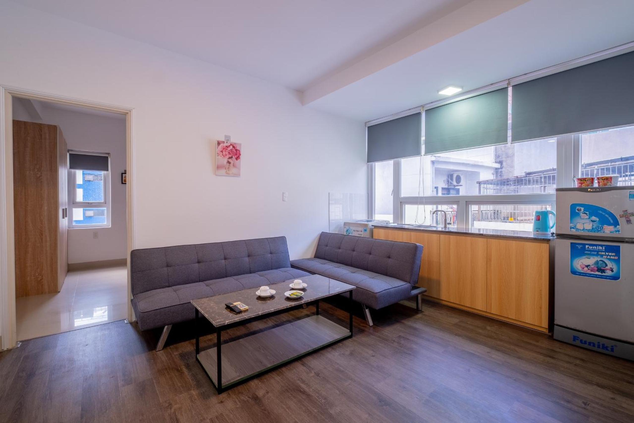One-Bedroom Apartment - Photo 18