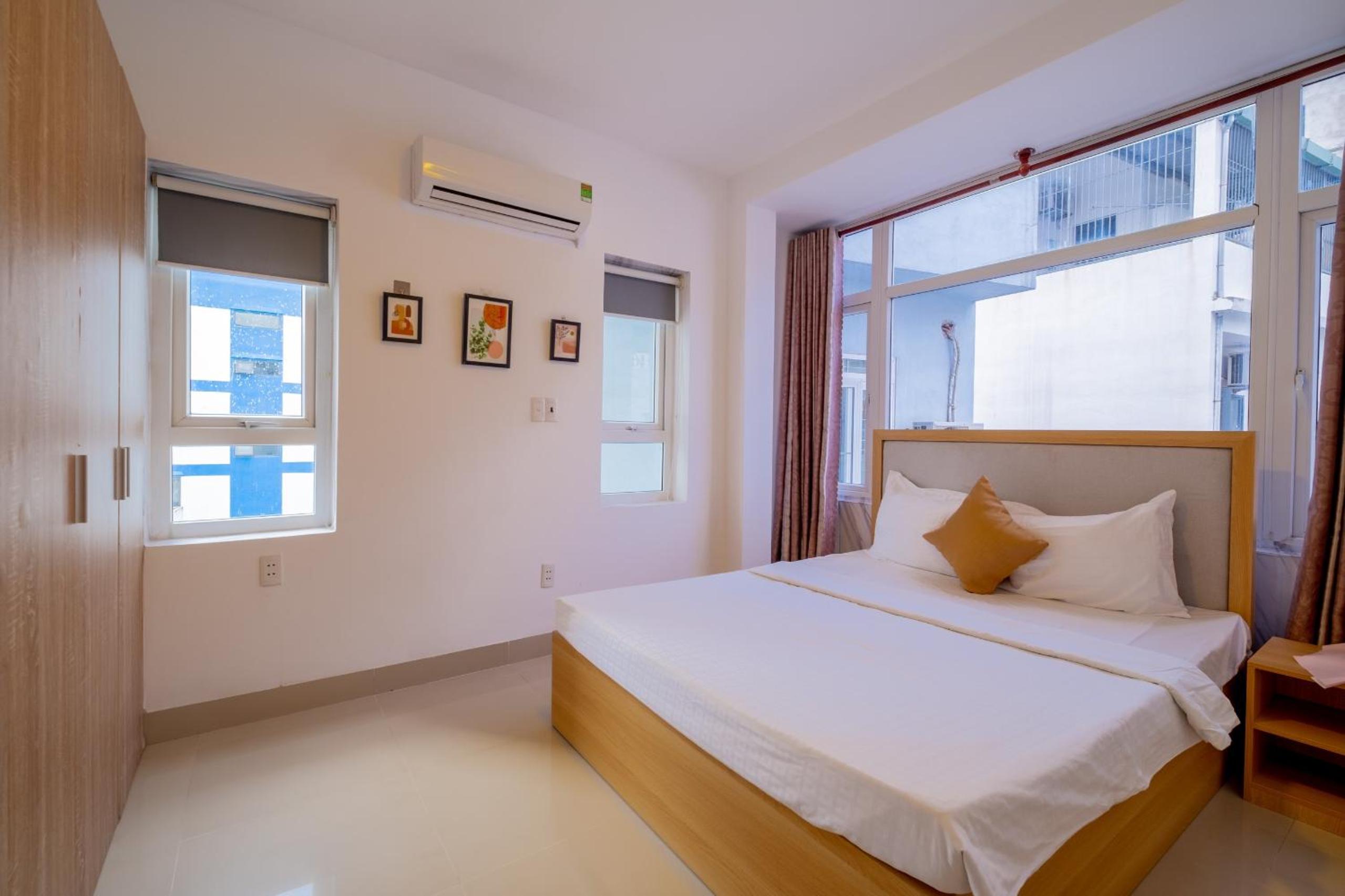 One-Bedroom Apartment - Photo 30