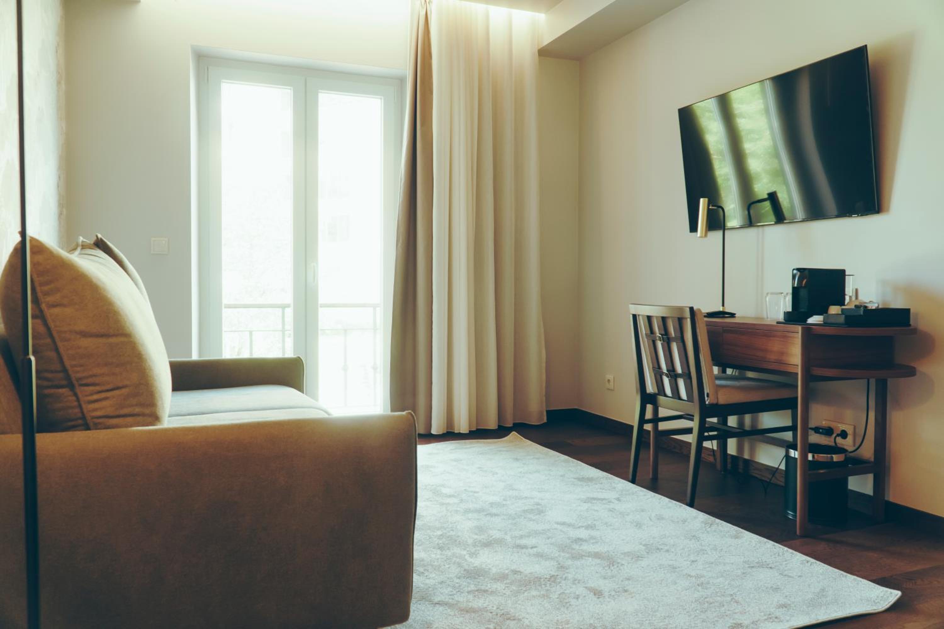 Premium Suite