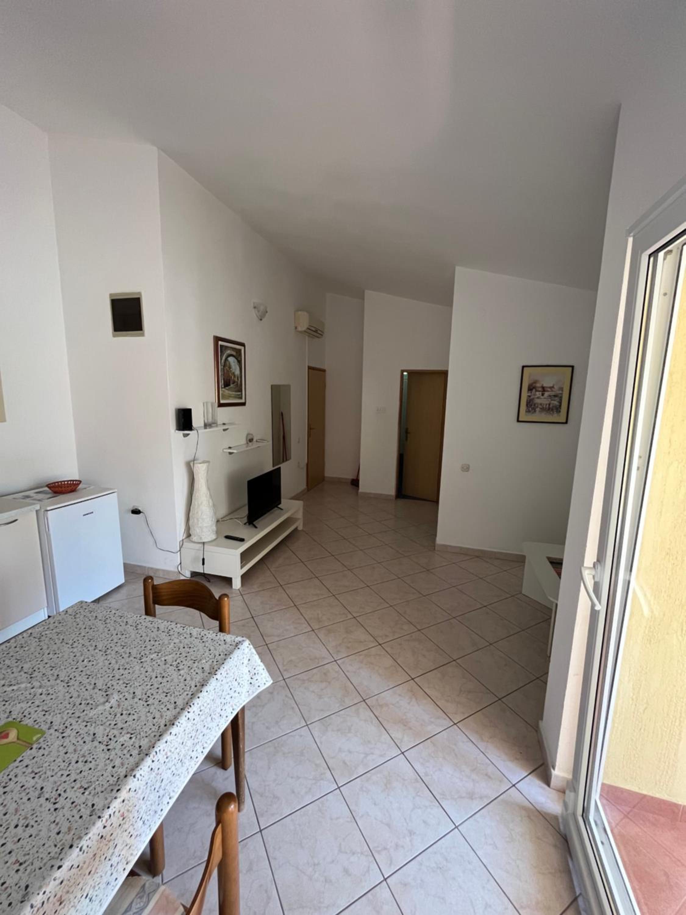 Apartment with Balcony photo 1