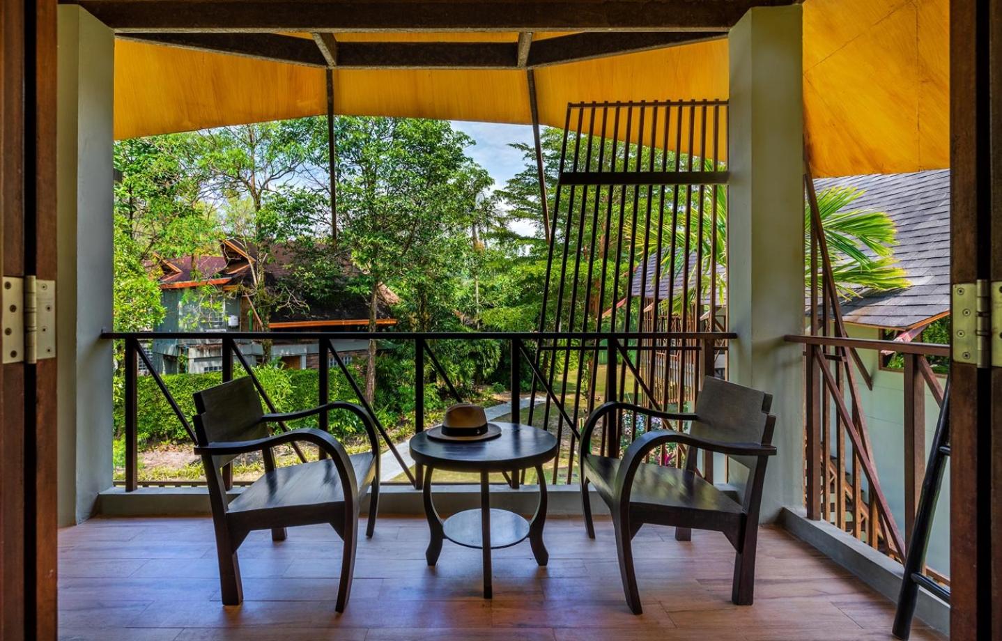 Deluxe Room with Garden View photo 2